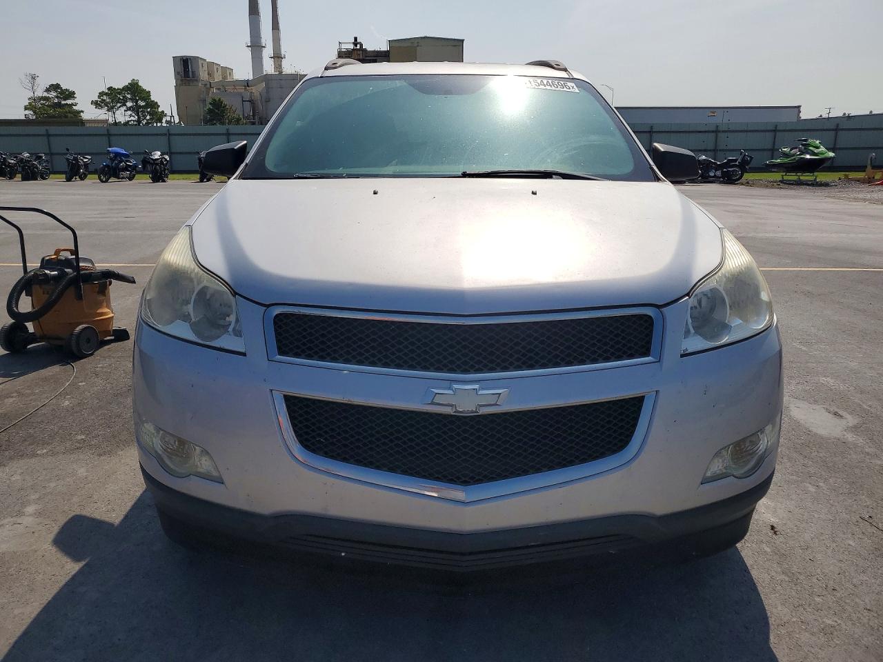 2012 Chevrolet Traverse Ls Silver vin: 1GNKRFED2CJ392496