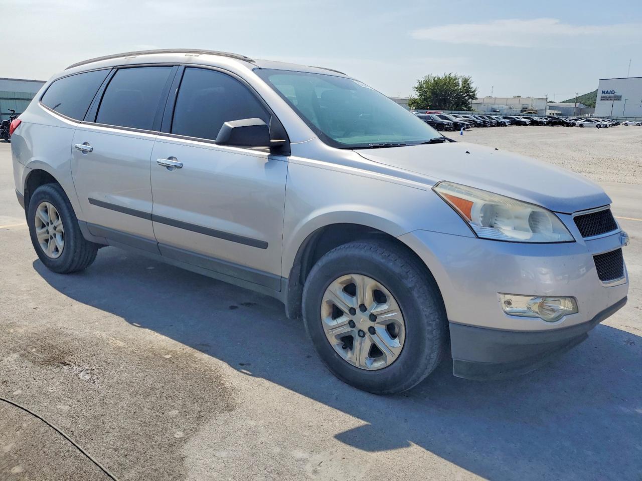2012 Chevrolet Traverse Ls Silver vin: 1GNKRFED2CJ392496