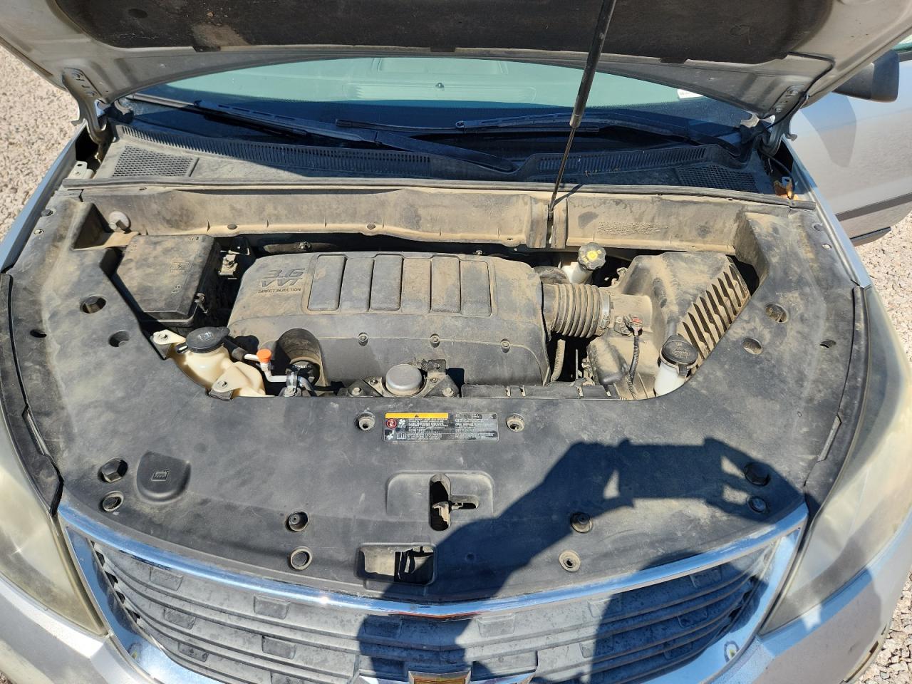 2015 Chev Traverse Серебряный vin: 1GNKRFED5FJ248669