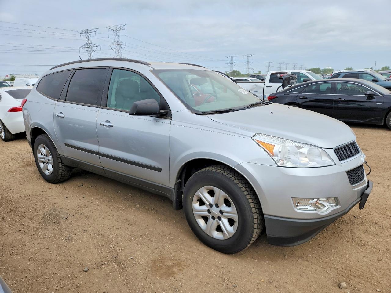 2012 Chevrolet Traverse Ls Серебряный vin: 1GNKRFED6CJ422972