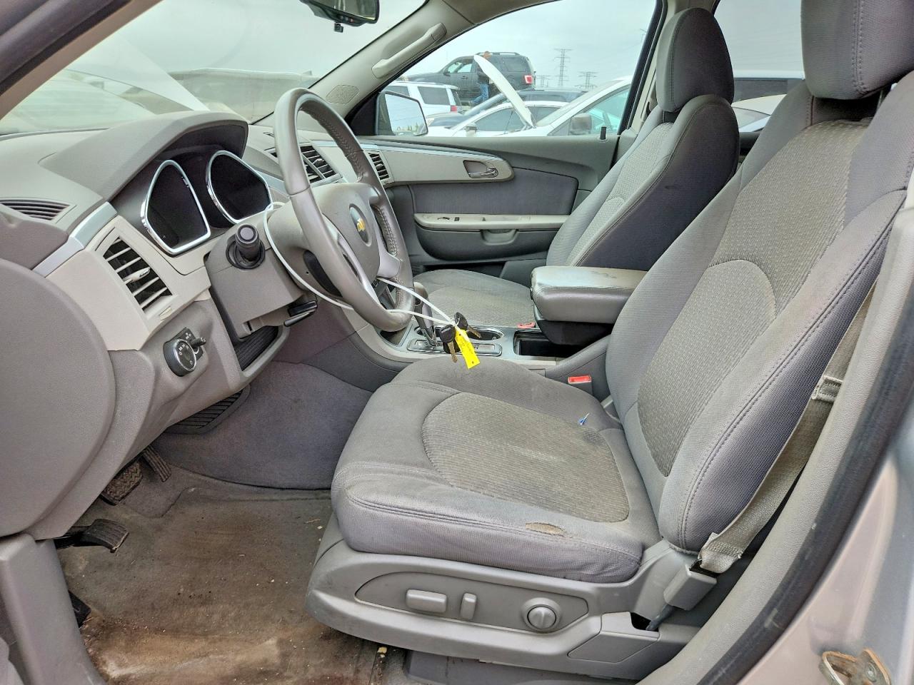 2012 Chevrolet Traverse Ls Серебряный vin: 1GNKRFED6CJ422972