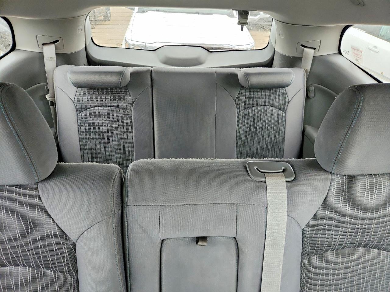 2014 Chevrolet Traverse Ls Серебряный vin: 1GNKRFED6EJ281971