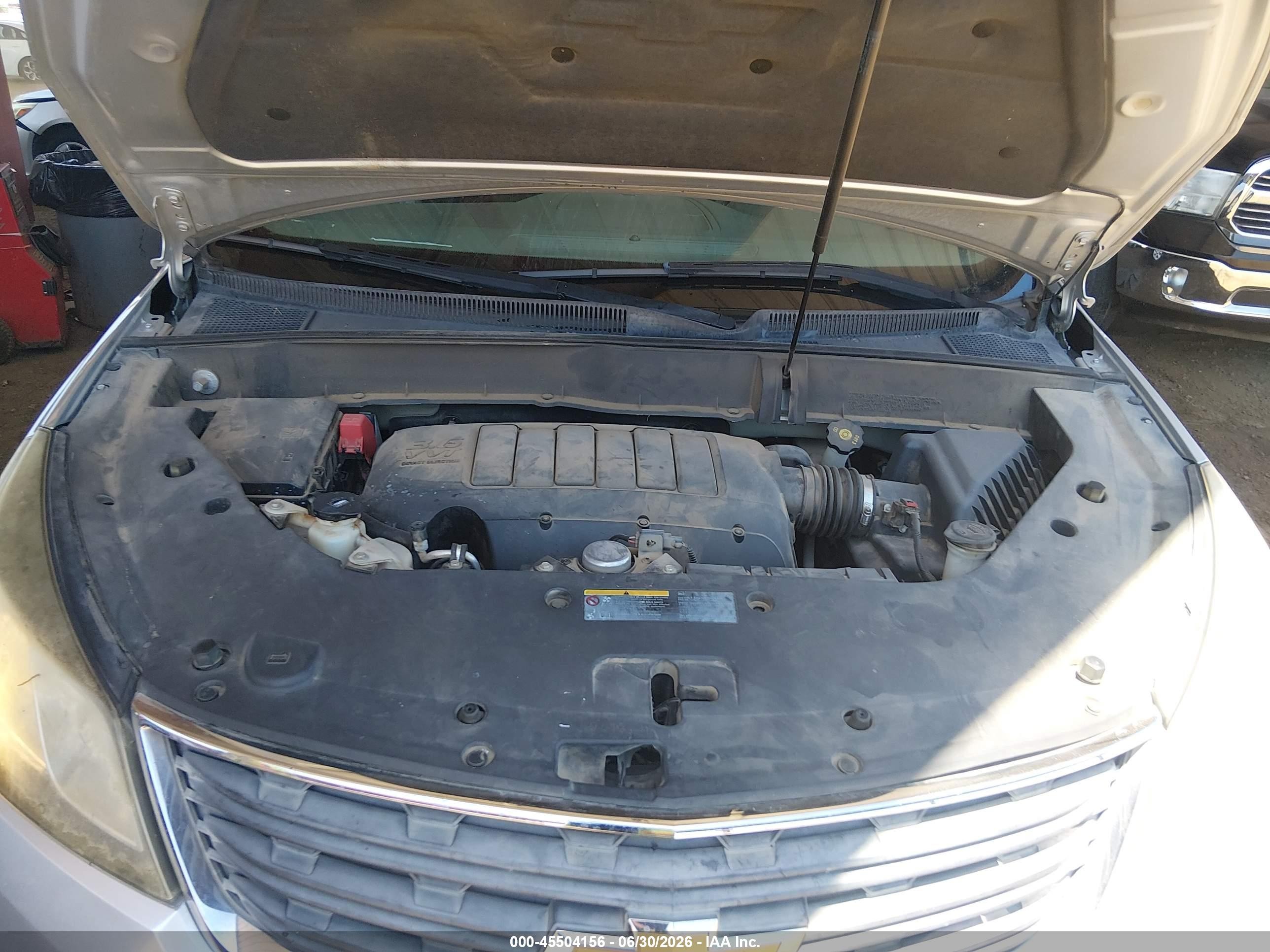 2015 Chevrolet Traverse Ls Silver vin: 1GNKRFED6FJ348019