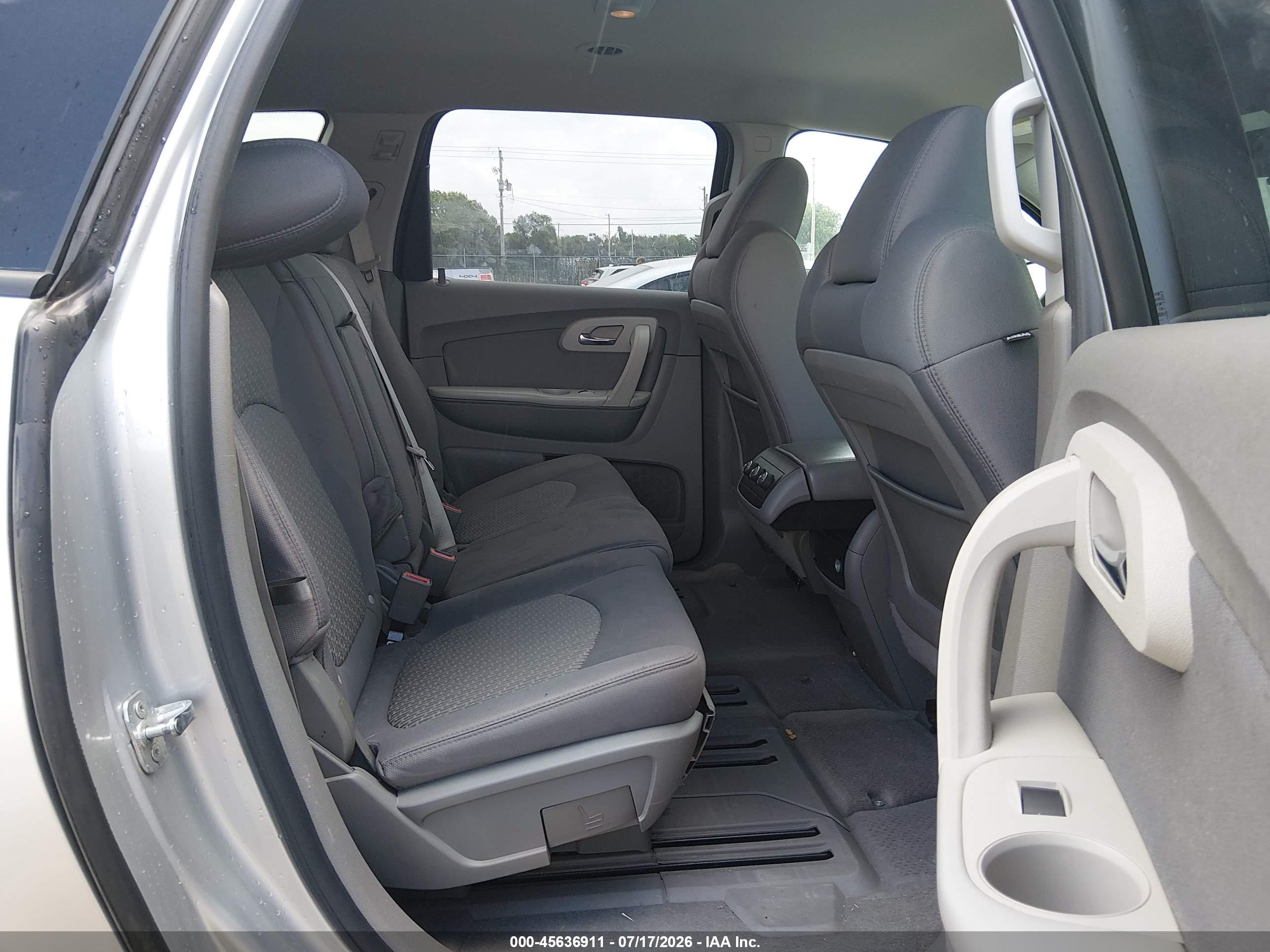 2012 Chevrolet Traverse Ls Gray vin: 1GNKRFED8CJ274730