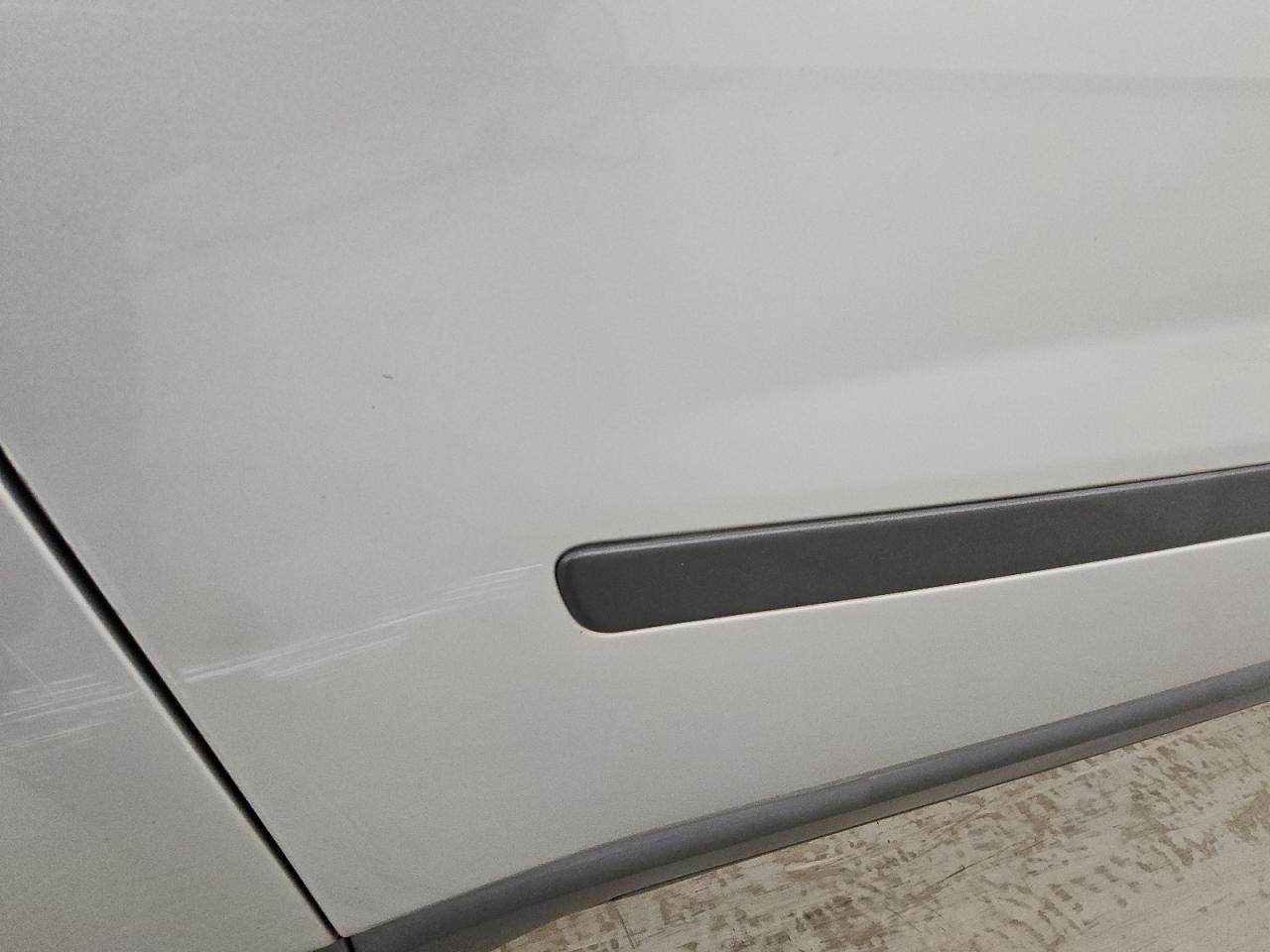2015 Chevrolet Traverse Ls Silver vin: 1GNKRFEDXFJ344703 Damage: Right Rear Door, Scraped, 6 To 7 Inches
