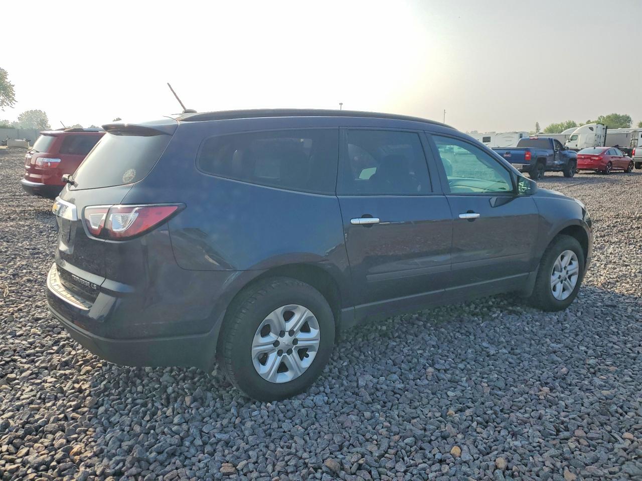2015 Chevrolet Traverse Ls Blue vin: 1GNKRFKD1FJ213633