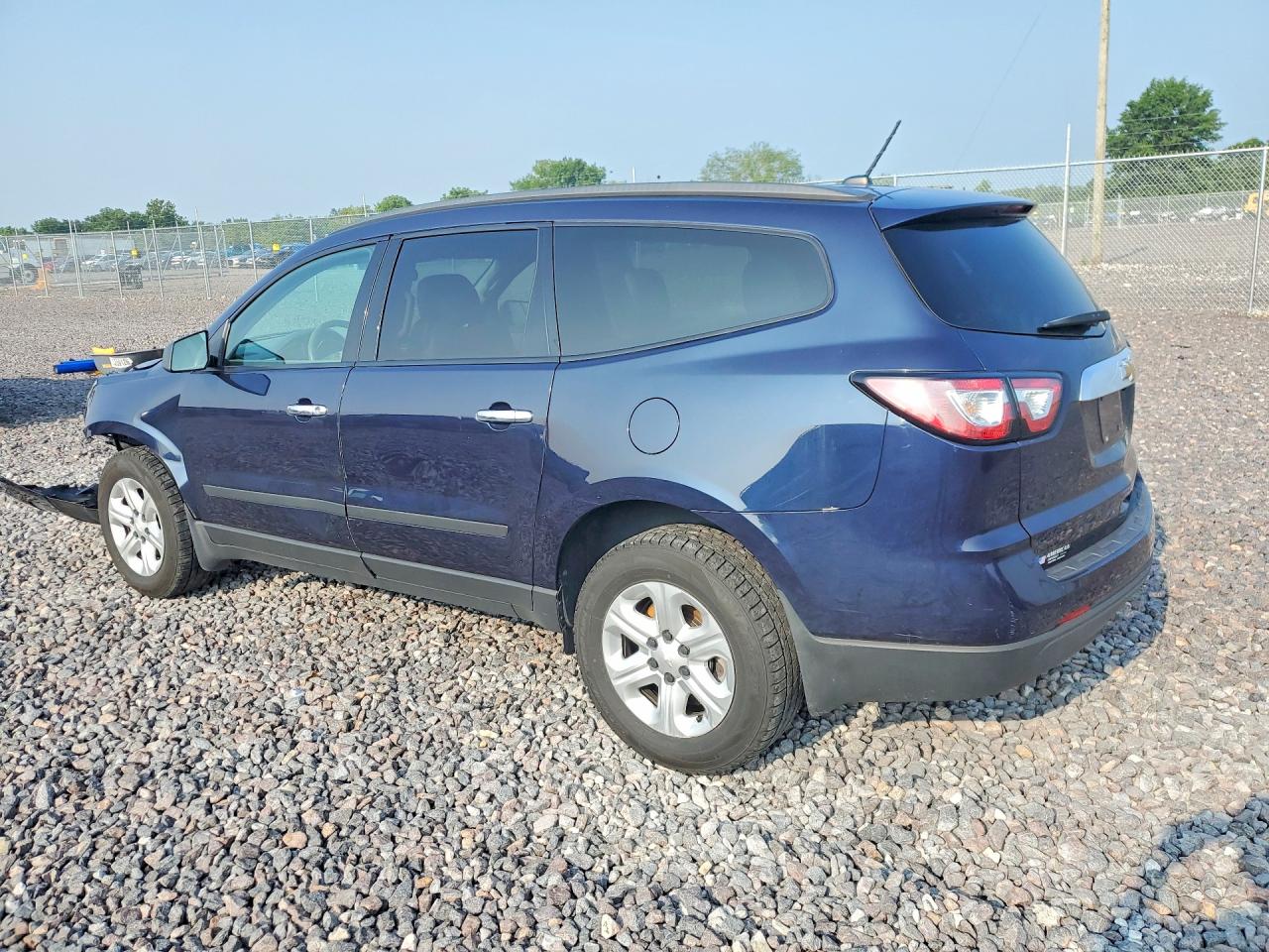 2015 Chevrolet Traverse Ls Blue vin: 1GNKRFKD1FJ213633