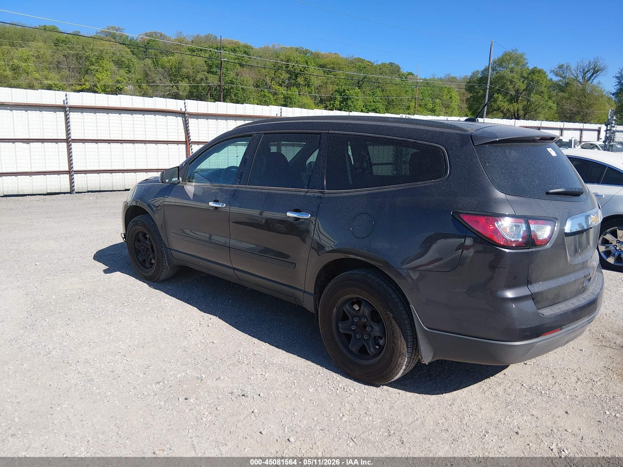 2015 Chevrolet Traverse Ls Черный vin: 1GNKRFKD3FJ121004