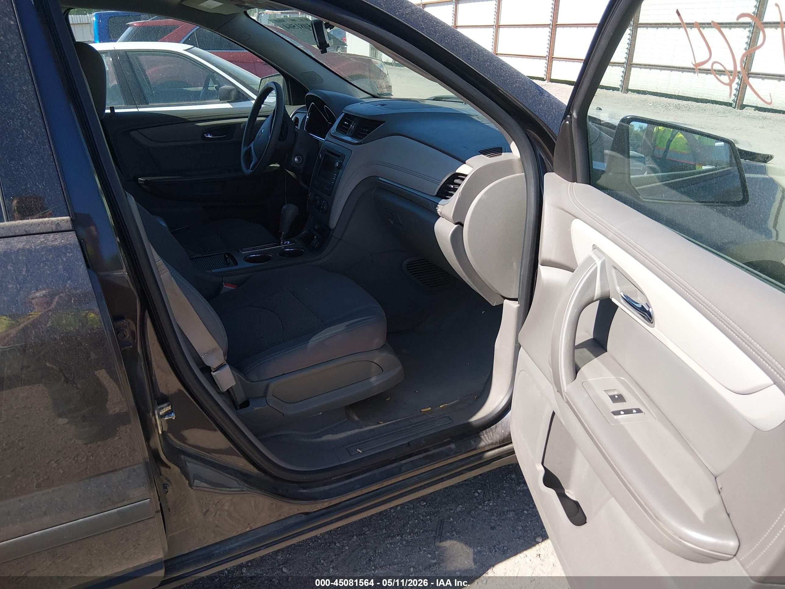 2015 Chevrolet Traverse Ls Черный vin: 1GNKRFKD3FJ121004