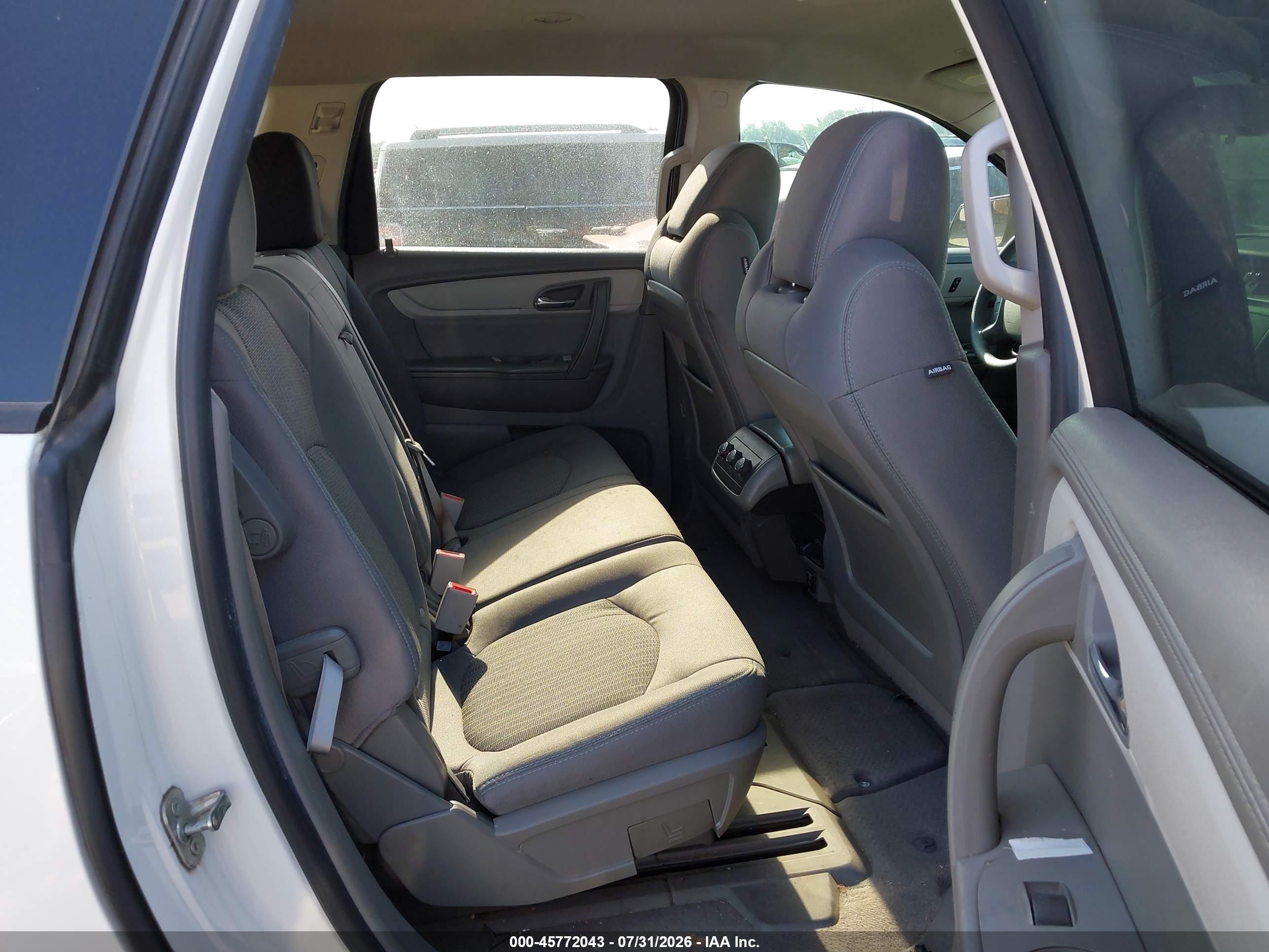 2014 Chevrolet Traverse Ls White vin: 1GNKRFKD8EJ277599