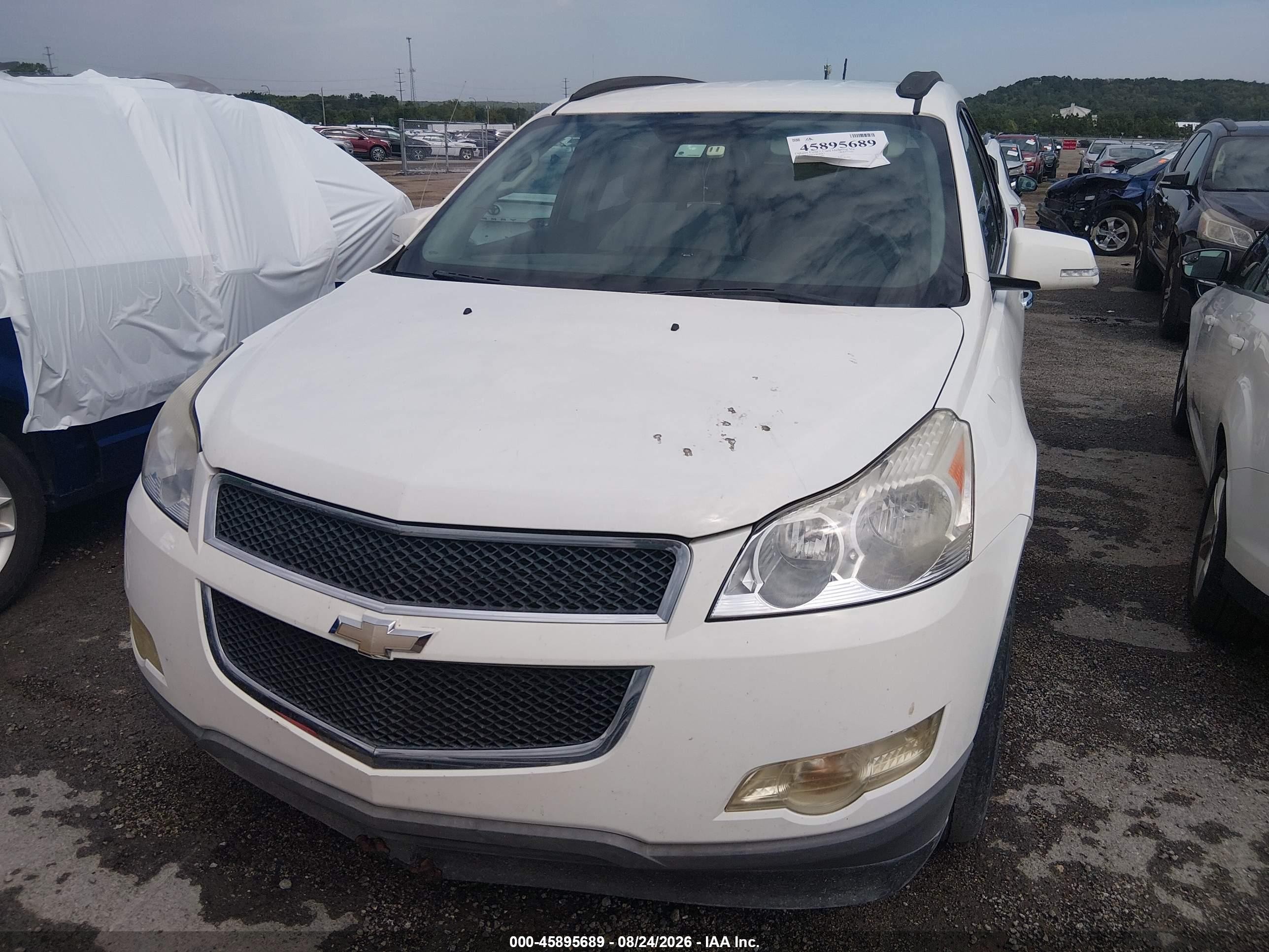 2011 Chevrolet Traverse Lt W/1lt White vin: 1GNKRGED0BJ419697