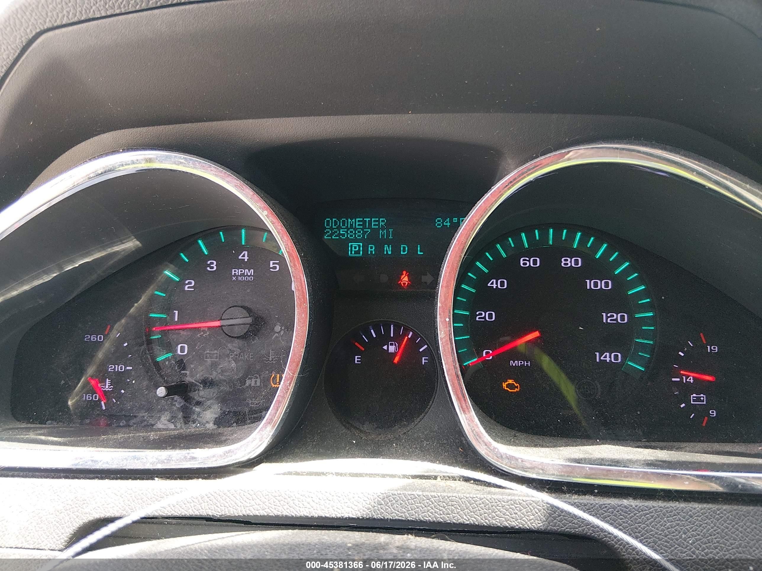 2011 Chevrolet Traverse Lt W/1lt White vin: 1GNKRGED2BJ336661