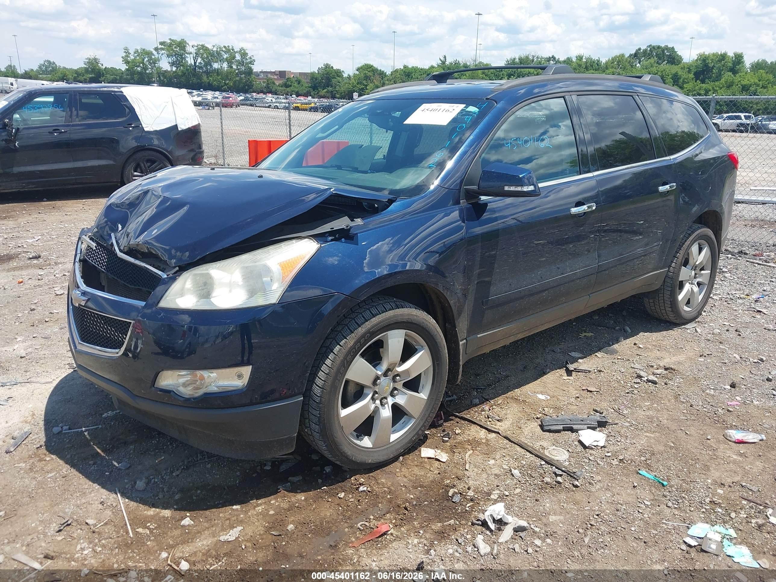 2011 Chevrolet Traverse Lt W/1lt Blue vin: 1GNKRGED2BJ406935