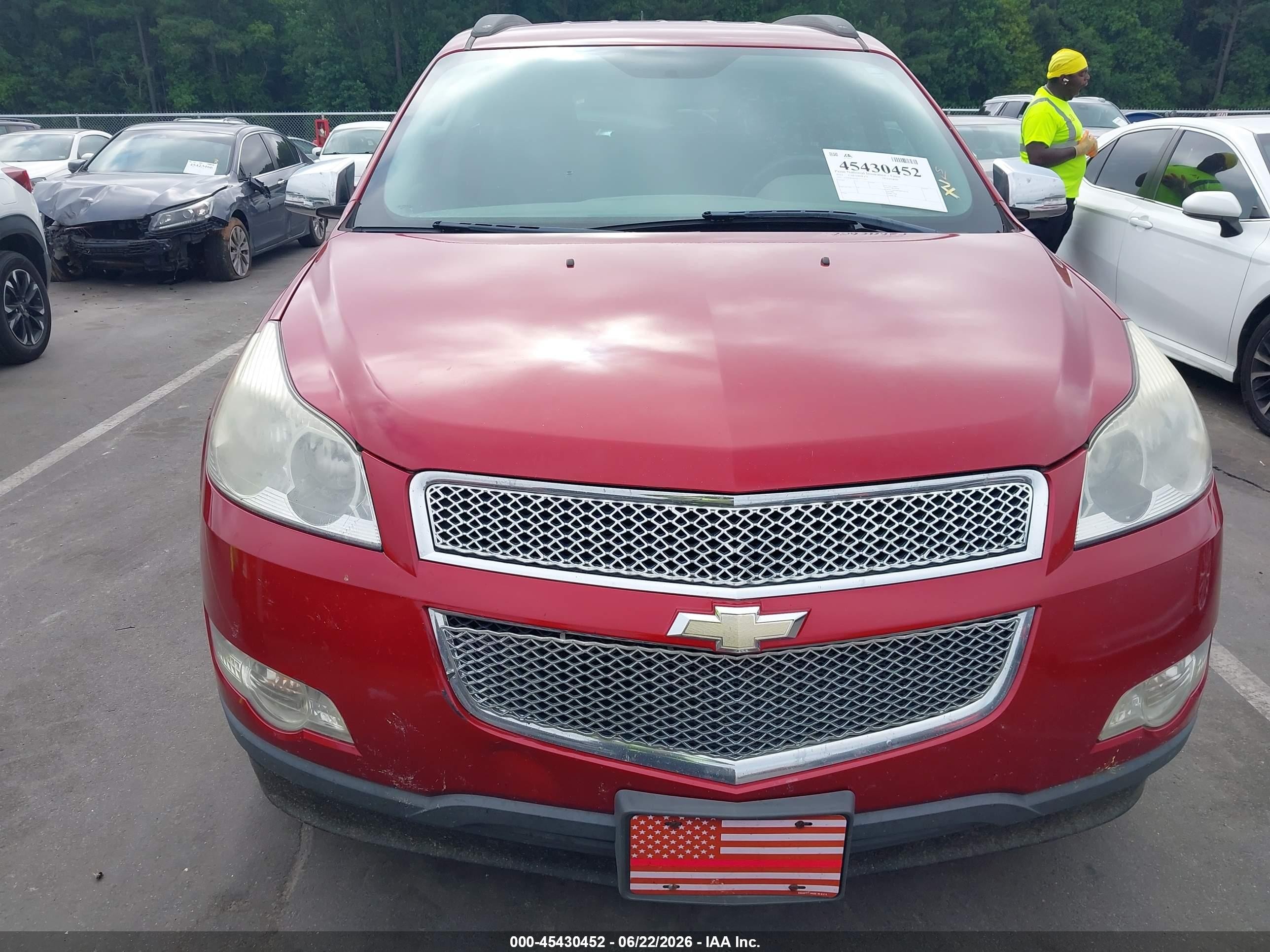 2012 Chevrolet Traverse Lt W/1lt Burgundy vin: 1GNKRGED2CJ171003