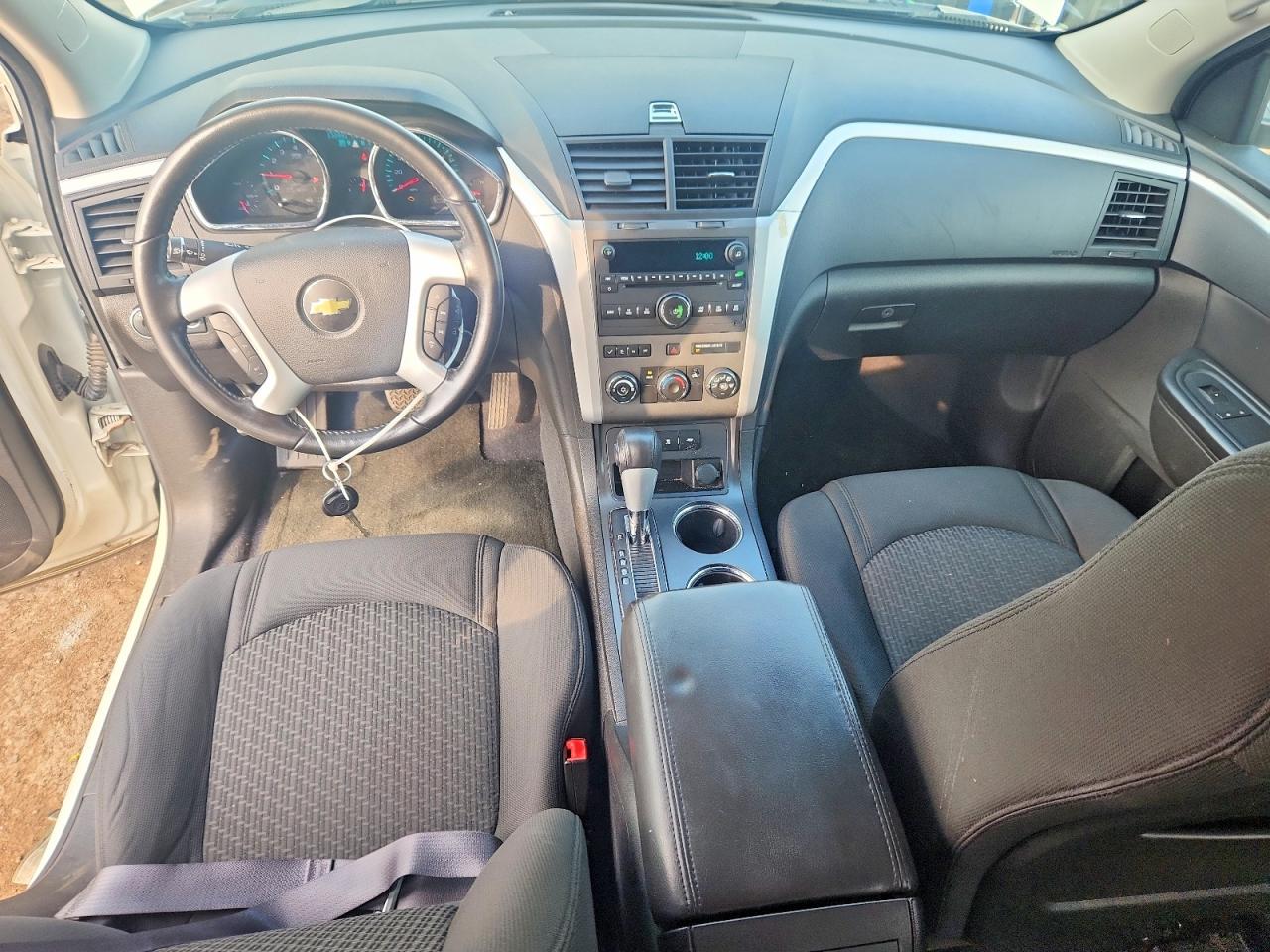 2012 Chevrolet Traverse Lt White vin: 1GNKRGED3CJ127625