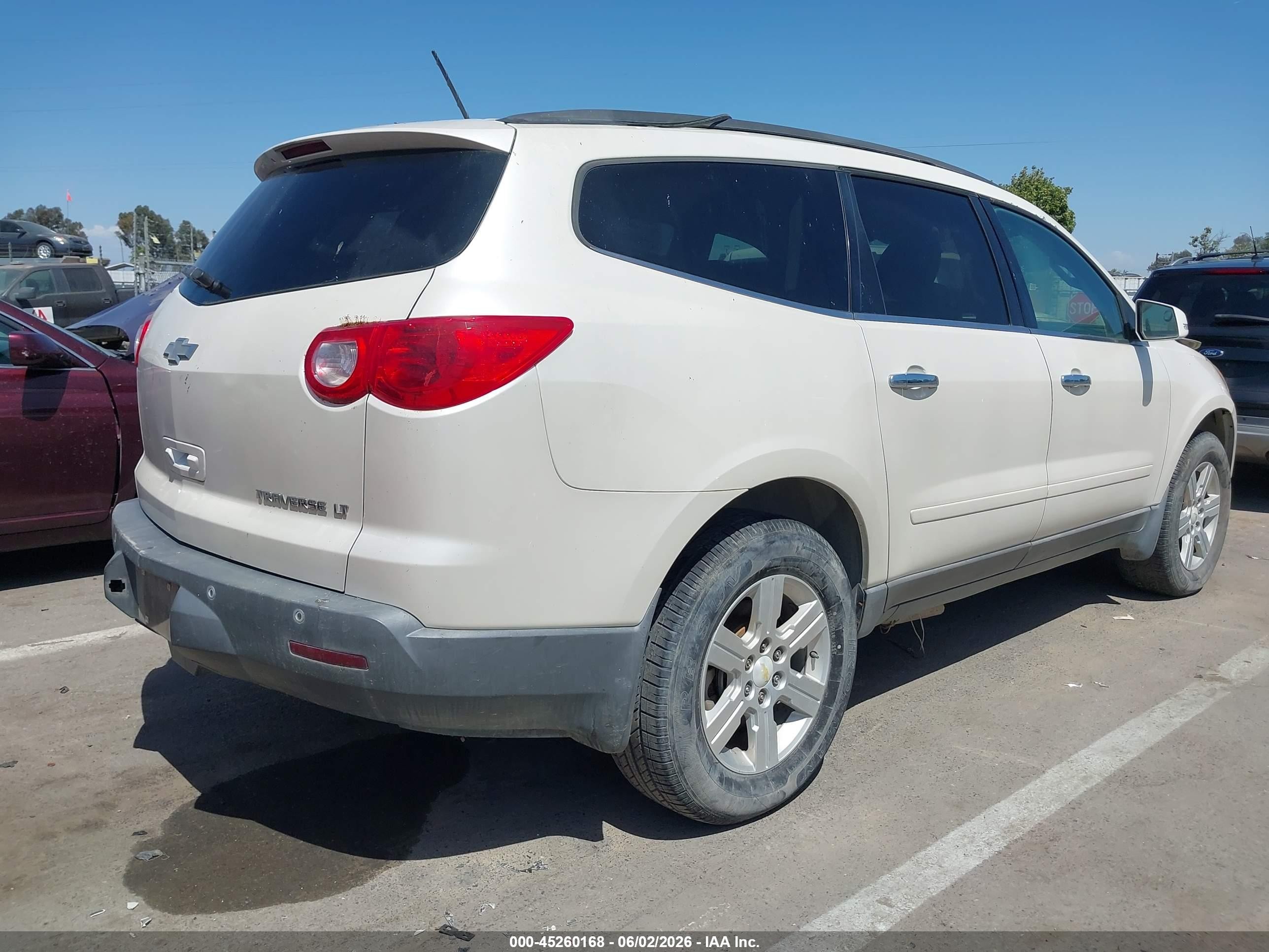 2012 Chevrolet Traverse 1lt Белый vin: 1GNKRGED3CJ131884