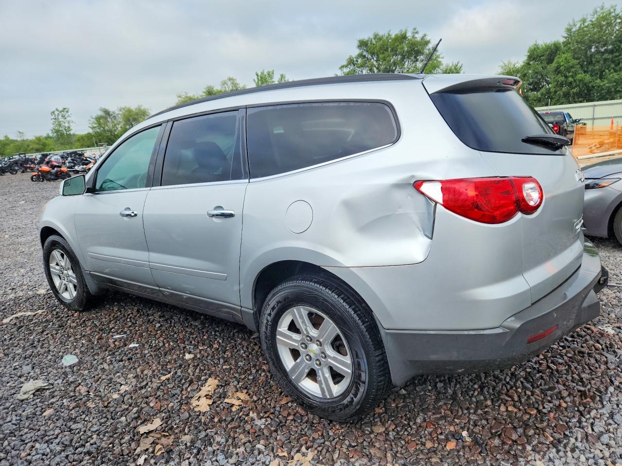 2011 Chevrolet Traverse Lt Silver vin: 1GNKRGED5BJ403091
