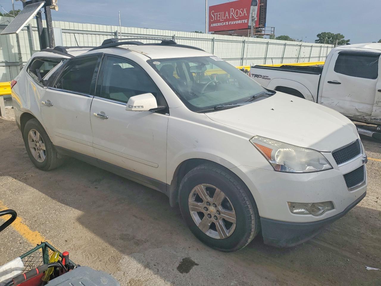 2012 Chevrolet Traverse Lt White vin: 1GNKRGED5CJ398847