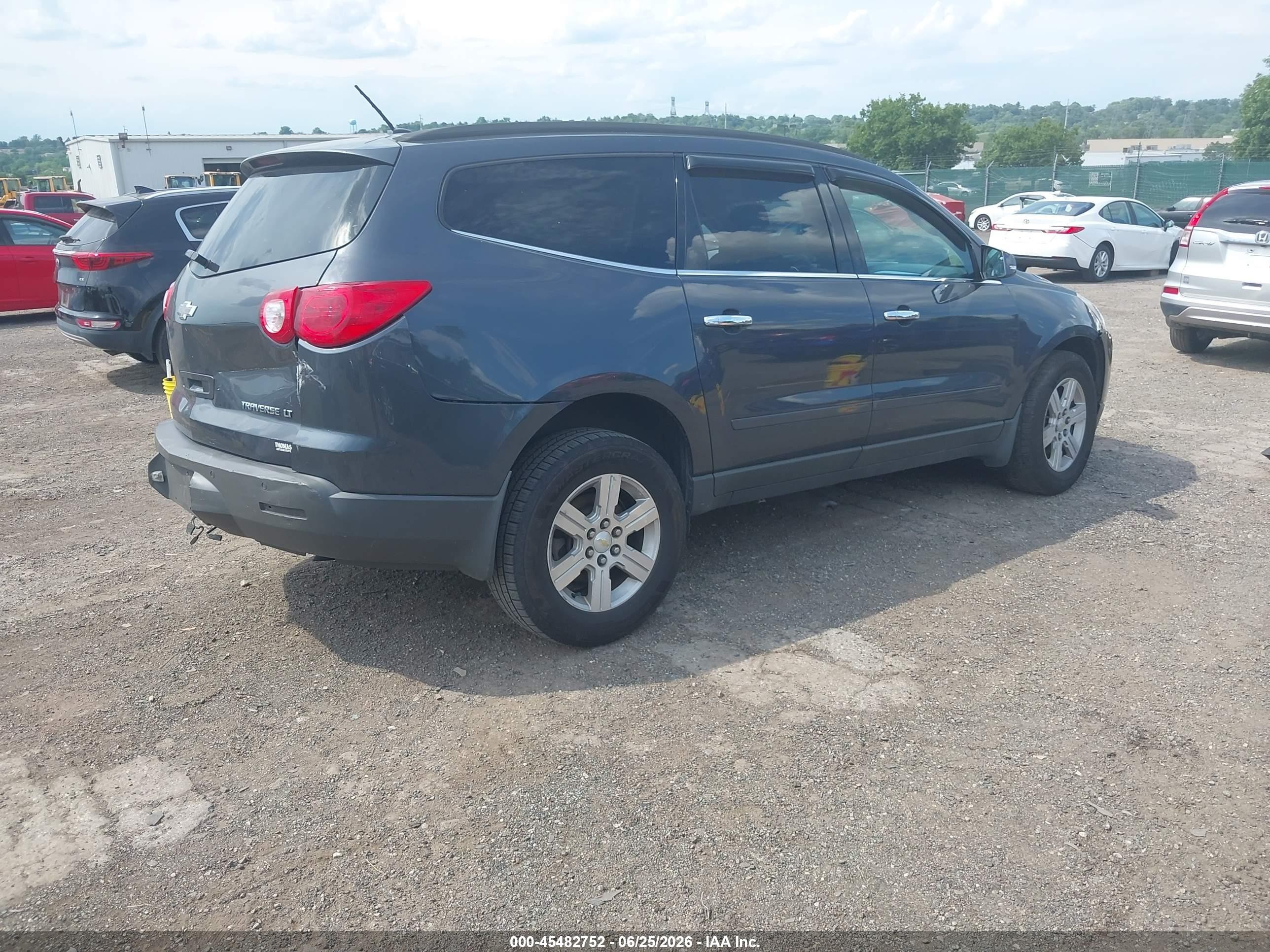 2012 Chevrolet Traverse Lt W/1lt Черный vin: 1GNKRGED6CJ333828