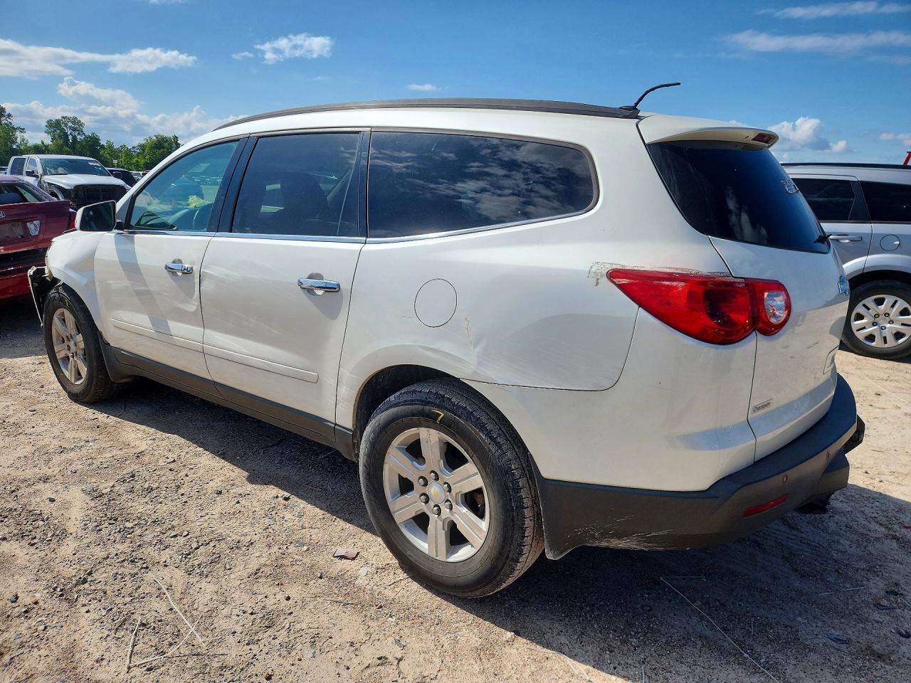 2012 Chevrolet Traverse Lt White vin: 1GNKRGED6CJ363203