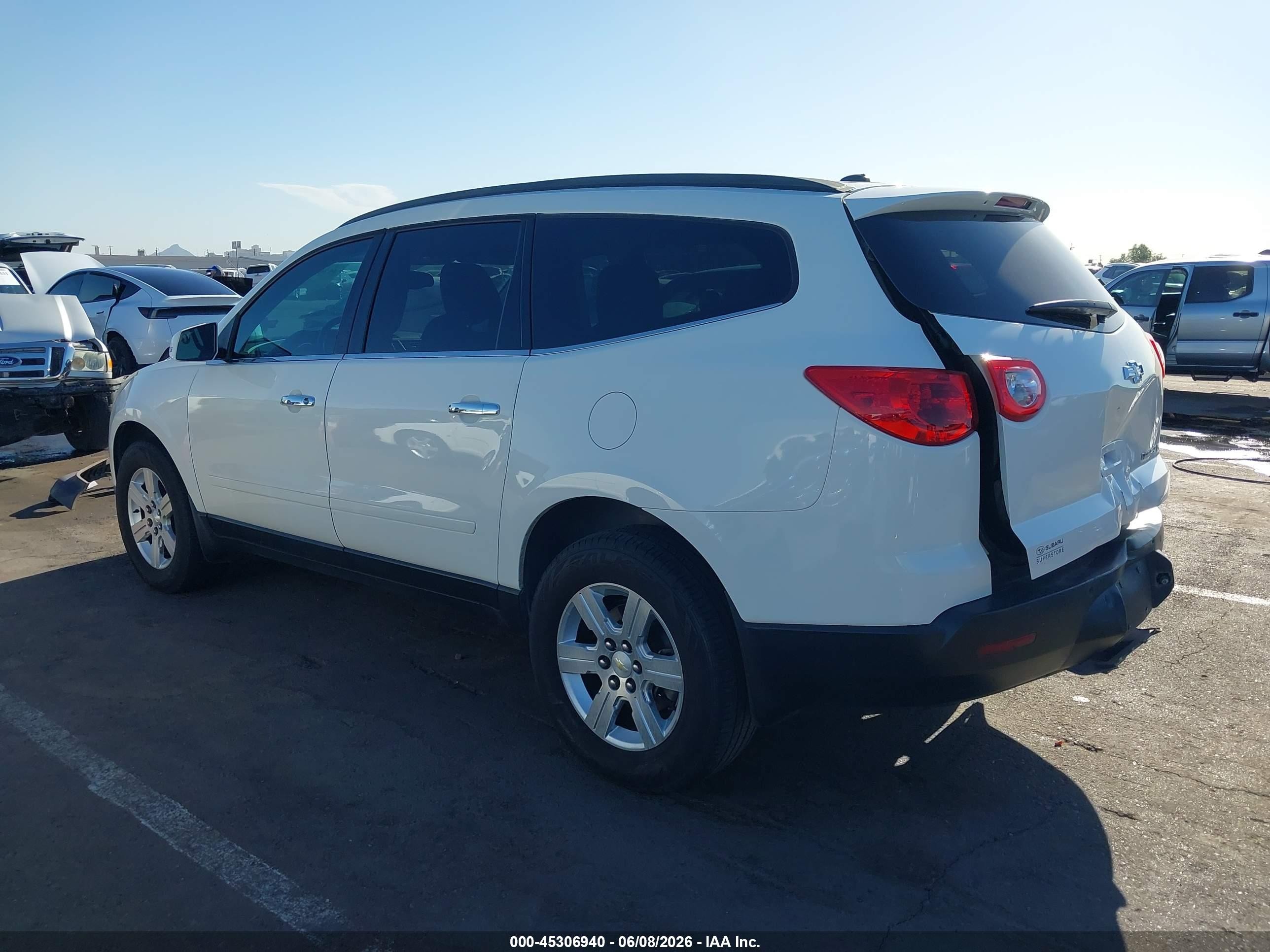 2012 Chevrolet Traverse 1lt White vin: 1GNKRGED7CJ409265