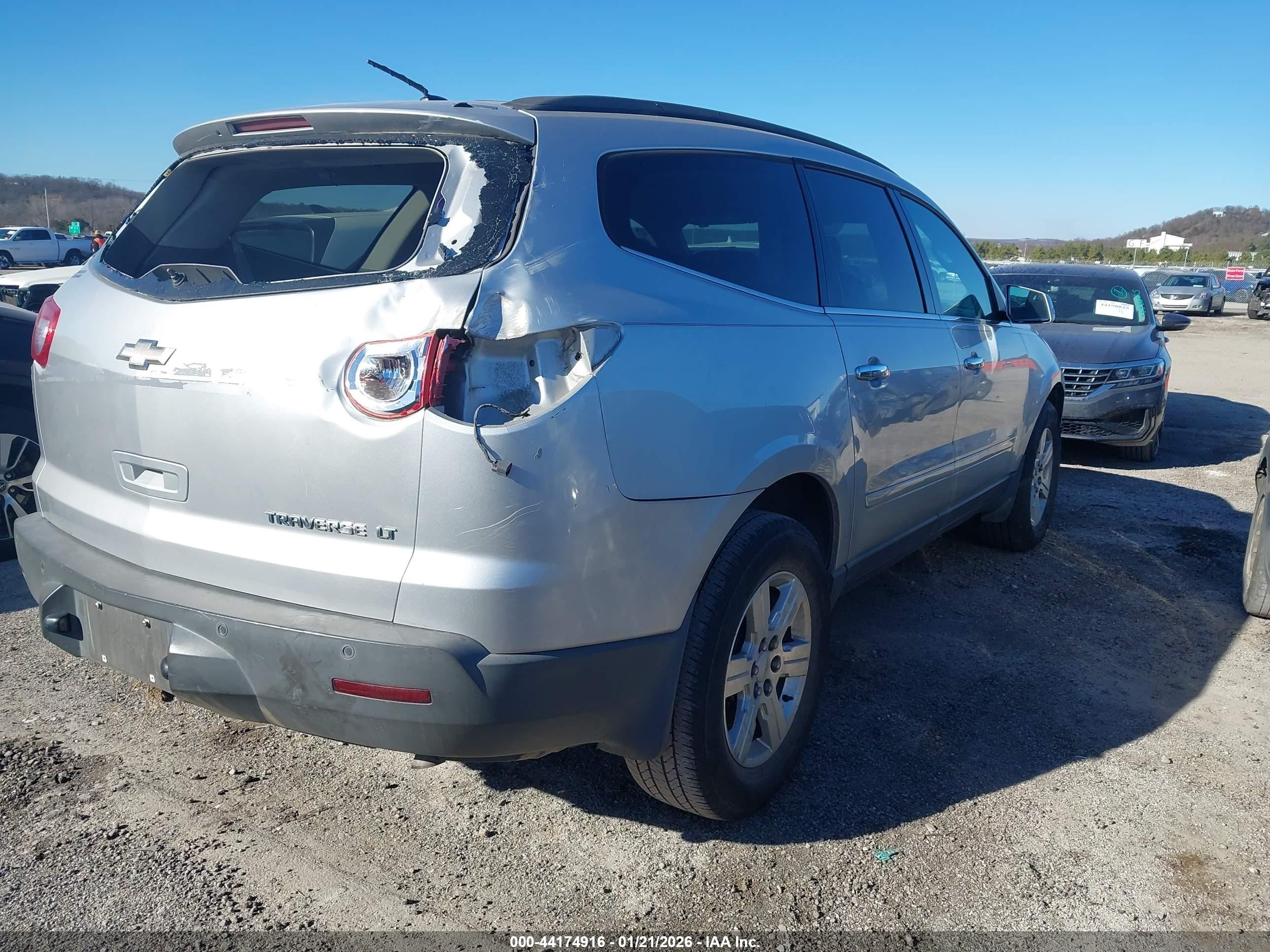 2012 Chevrolet Traverse 1lt Silver vin: 1GNKRGEDXCJ241069