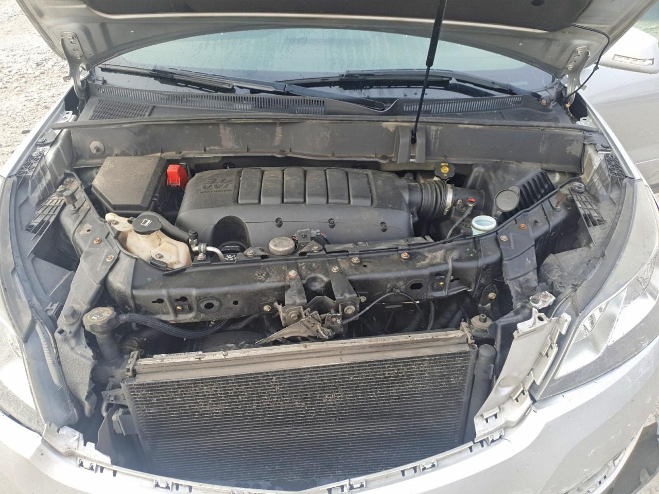 2014 Chevrolet Traverse Lt Silver vin: 1GNKRGKD0EJ210615