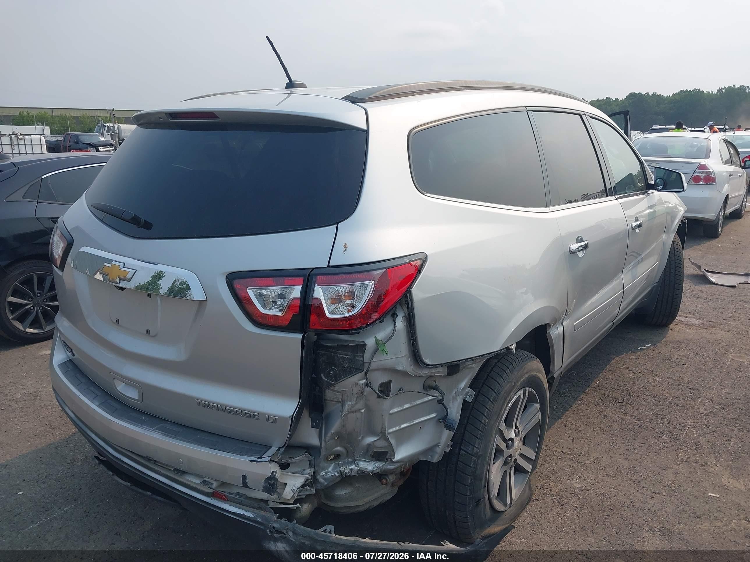 2015 Chevrolet Traverse Lt Silver vin: 1GNKRGKD0FJ356790