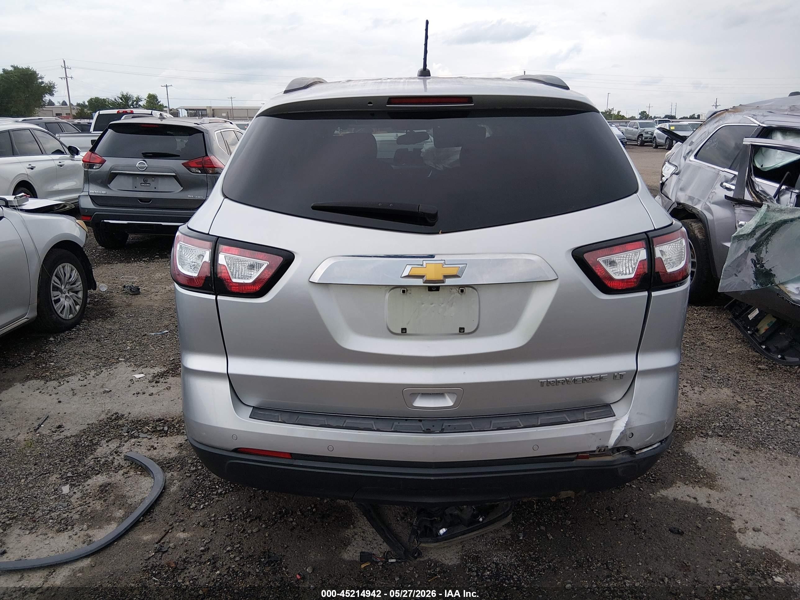 2015 Chevrolet Traverse 1lt Silver vin: 1GNKRGKD0FJ366834
