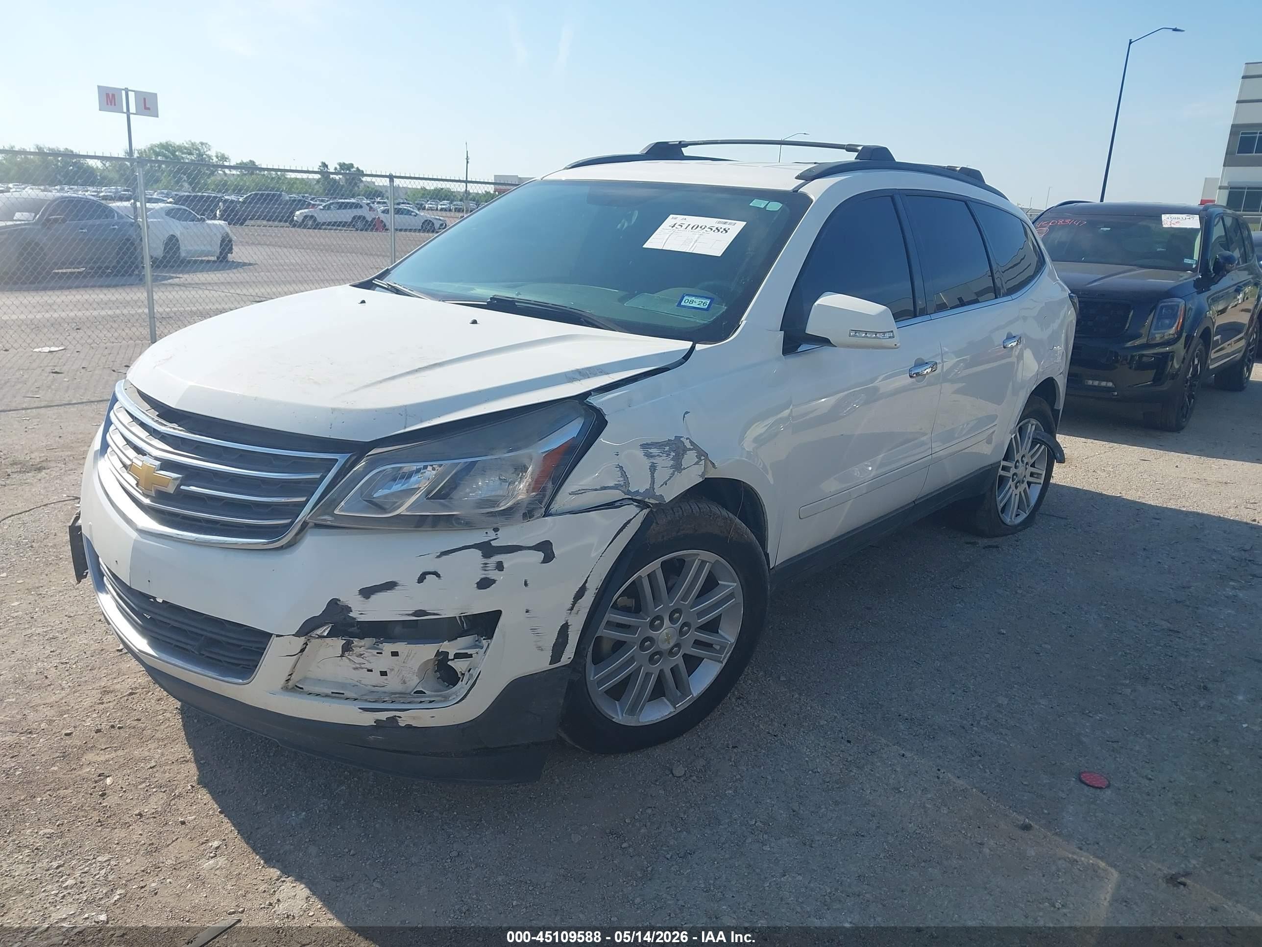 2015 Chevrolet Traverse 1lt White vin: 1GNKRGKD1FJ326875