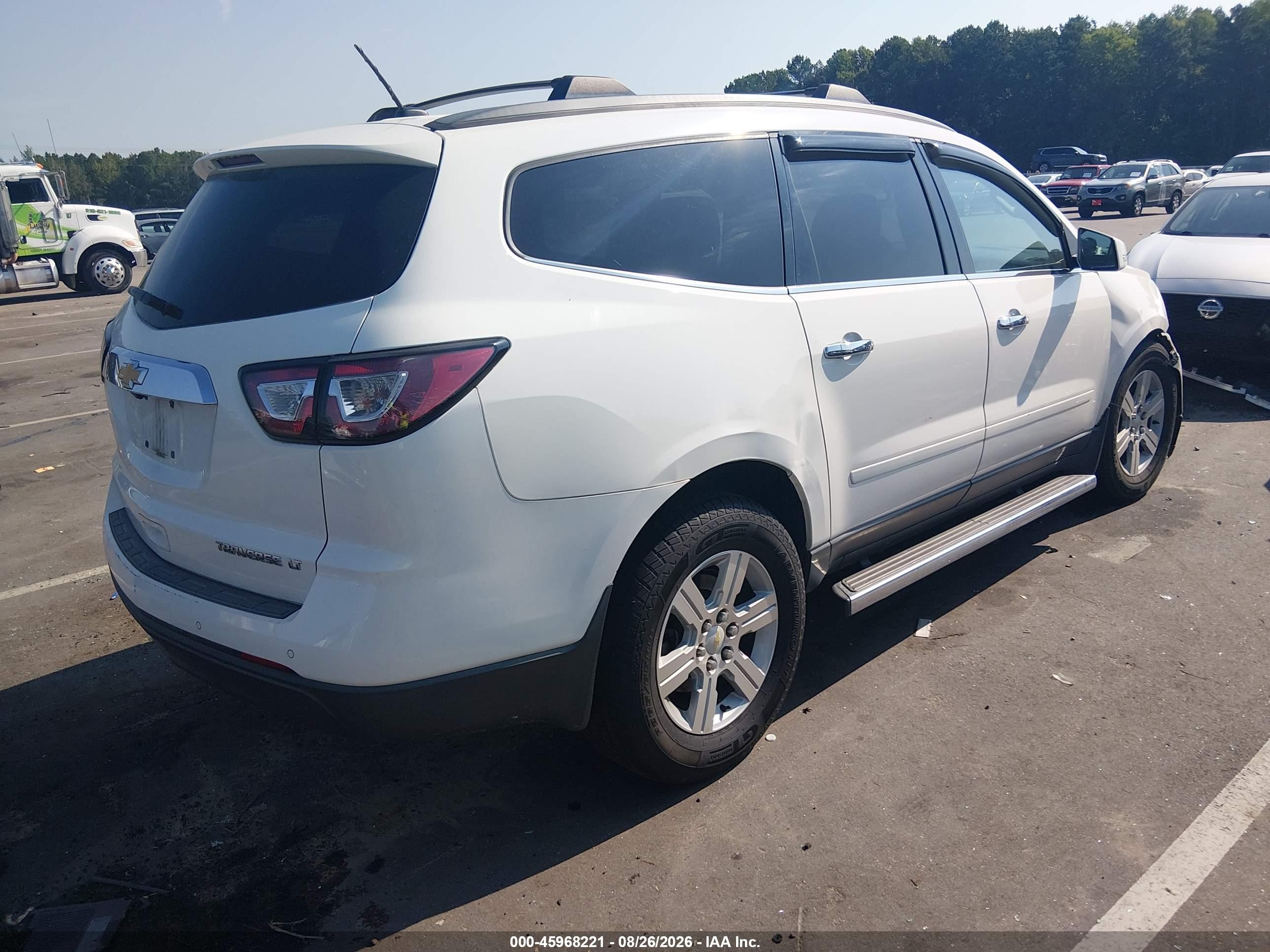 2014 Chevrolet Traverse Lt White vin: 1GNKRGKD2EJ345532