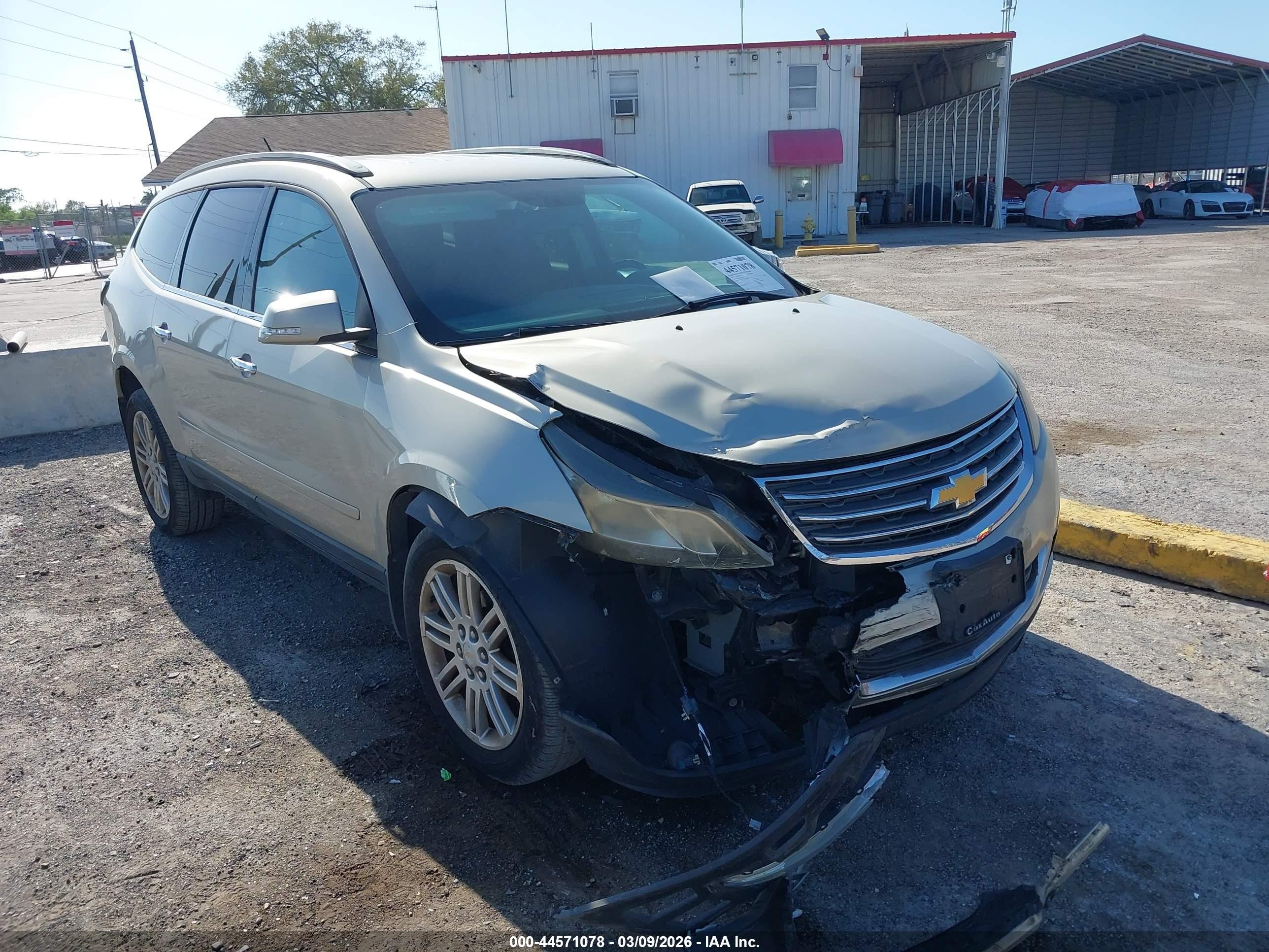 2015 Chevrolet Traverse 1lt Champagne vin: 1GNKRGKD2FJ237767