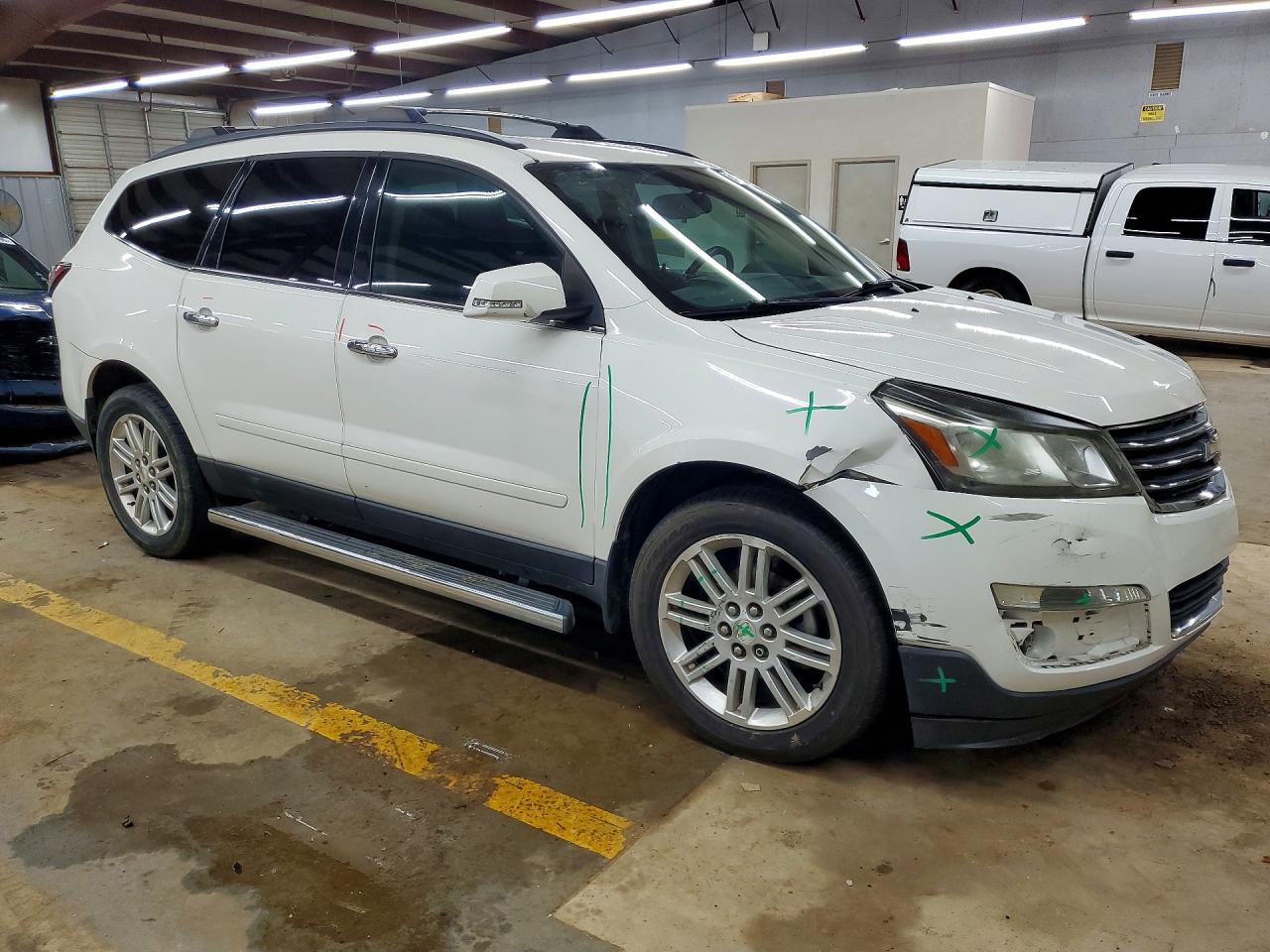 2015 Chevrolet Traverse Lt White vin: 1GNKRGKD3FJ272463