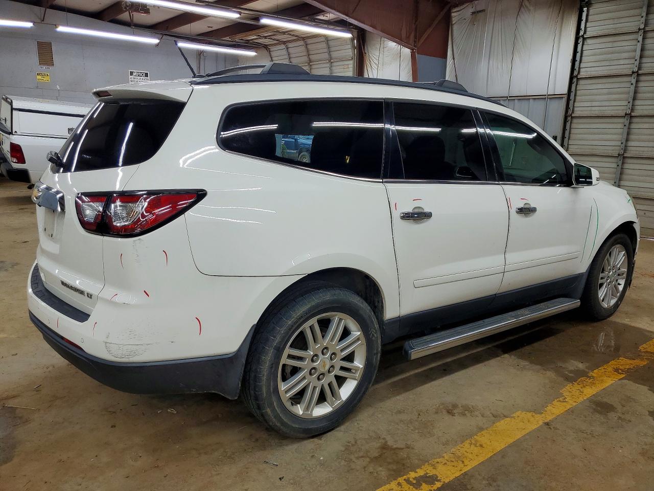 2015 Chevrolet Traverse Lt White vin: 1GNKRGKD3FJ272463