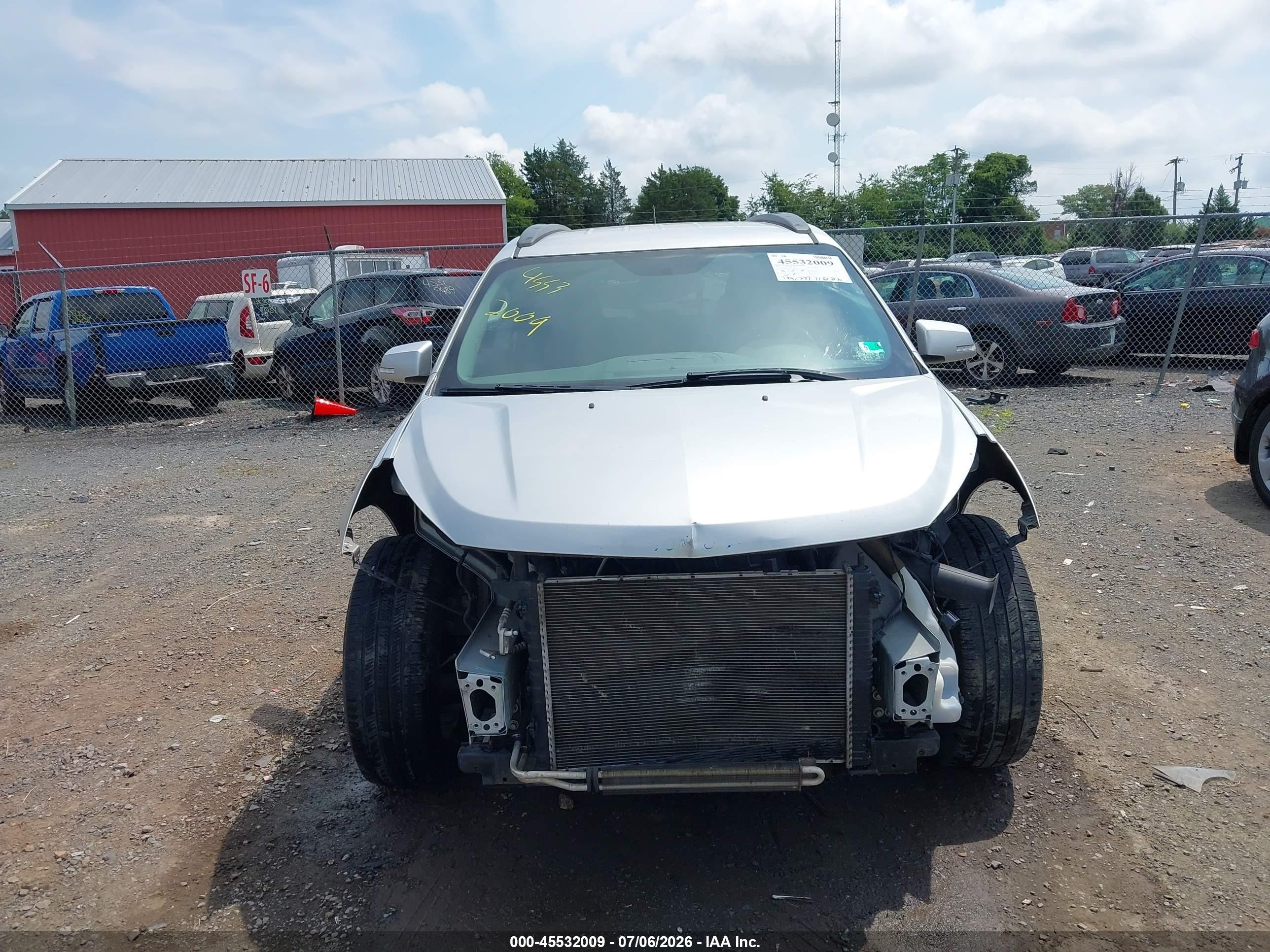 2015 Chevrolet Traverse Lt Серебряный vin: 1GNKRGKD3FJ298738