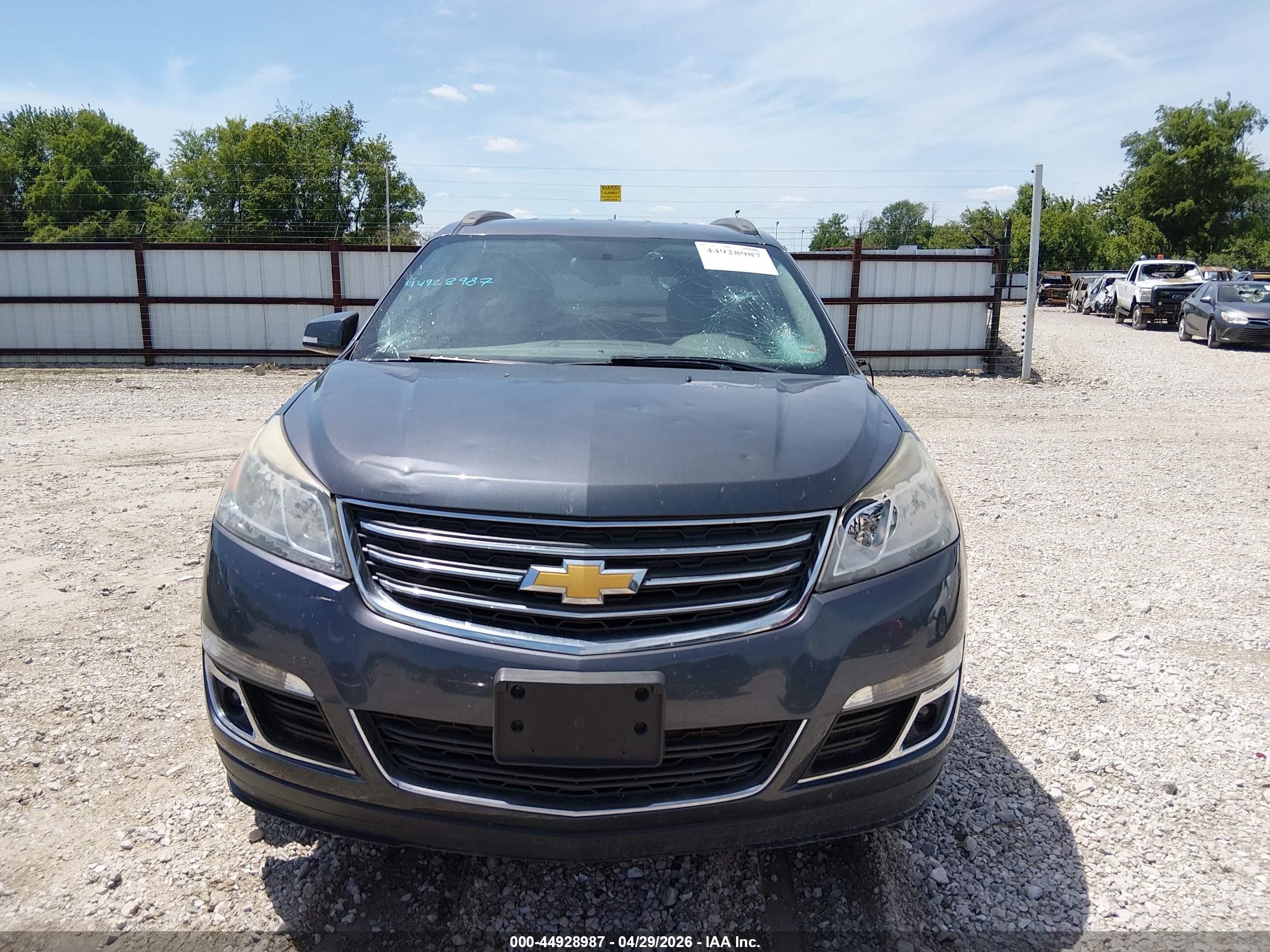 2014 Chevrolet Traverse 1lt Серый vin: 1GNKRGKD4EJ124675