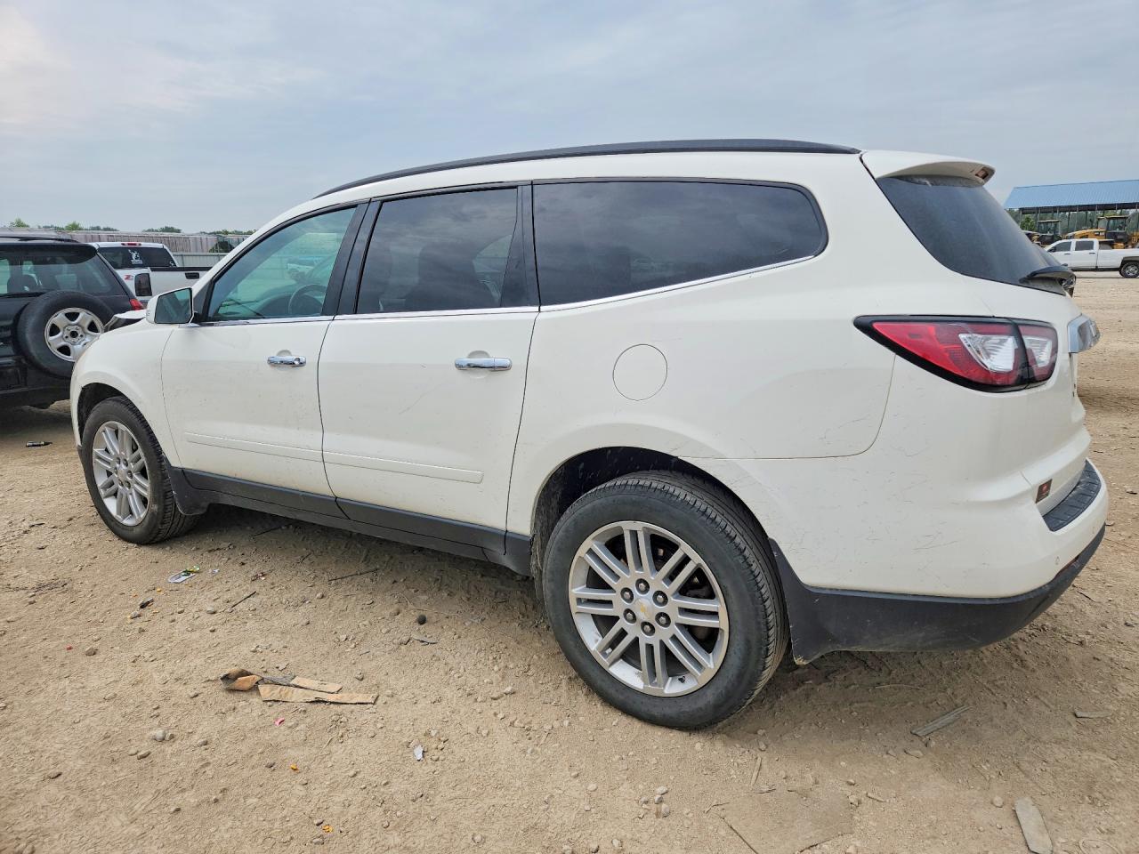 2015 Chevrolet Traverse Lt White vin: 1GNKRGKD6FJ209325