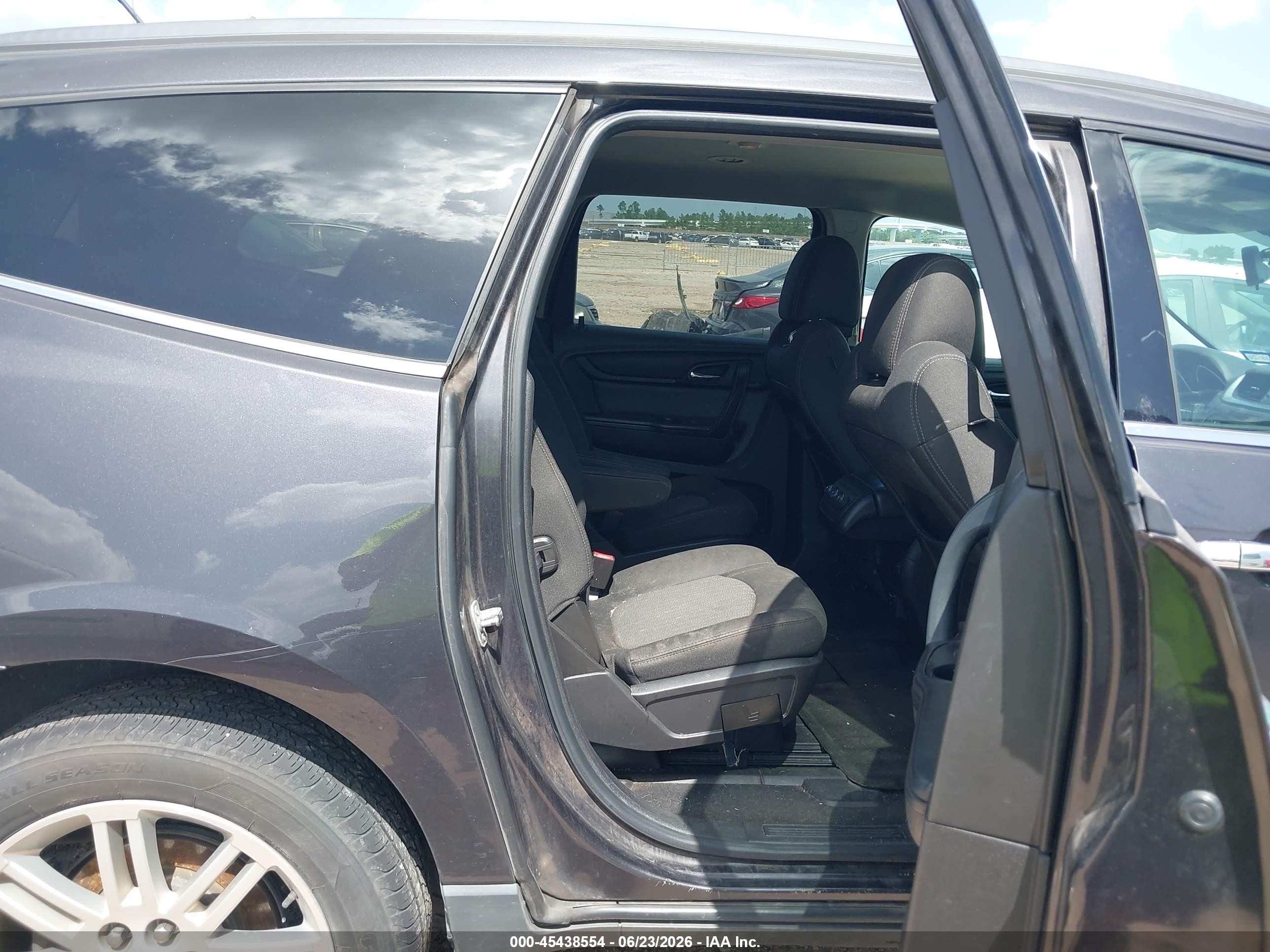 2015 Chevrolet Traverse Lt Gray vin: 1GNKRGKD7FJ314830