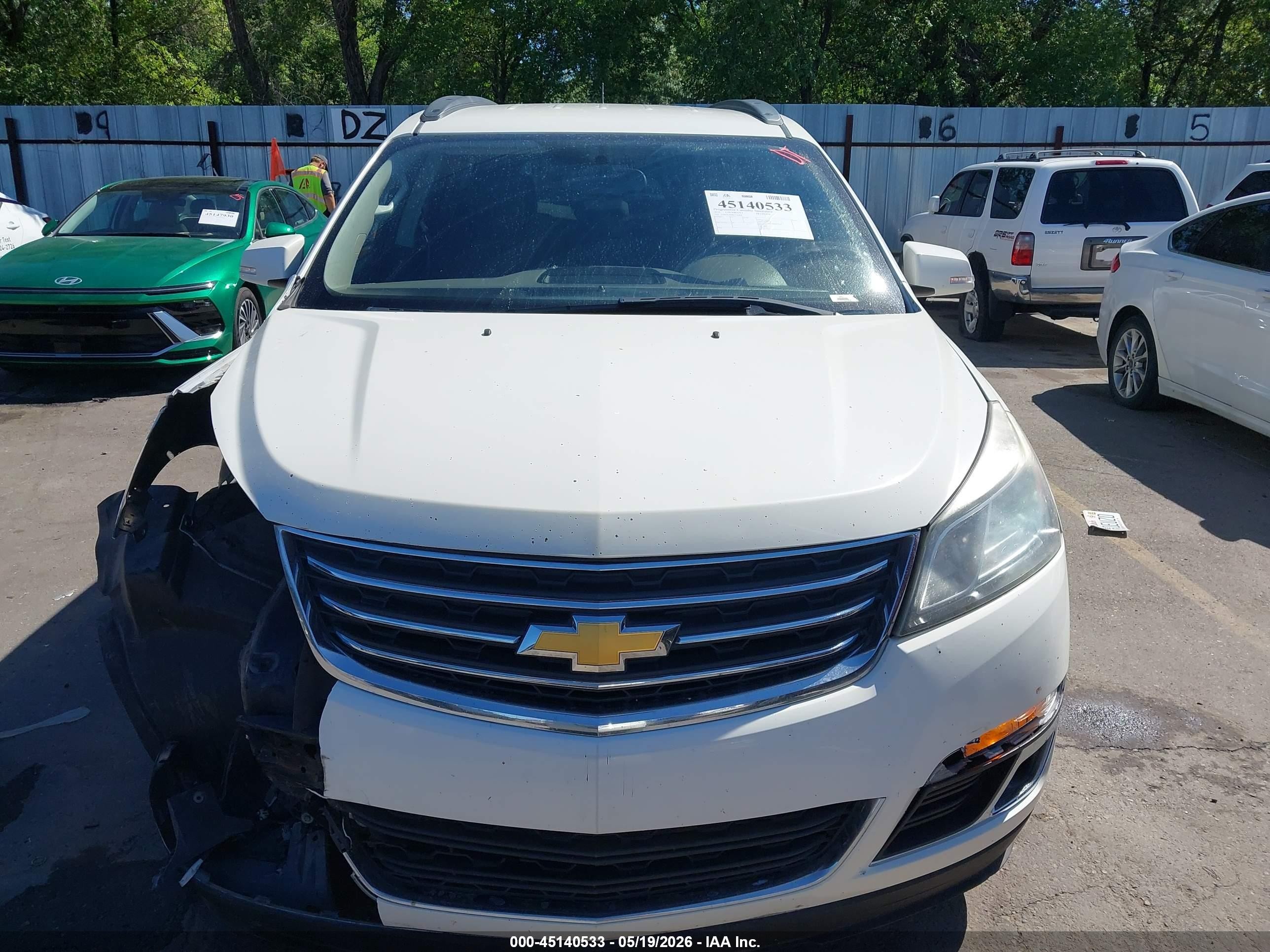 2015 Chevrolet Traverse 1lt Белый vin: 1GNKRGKD9FJ146804