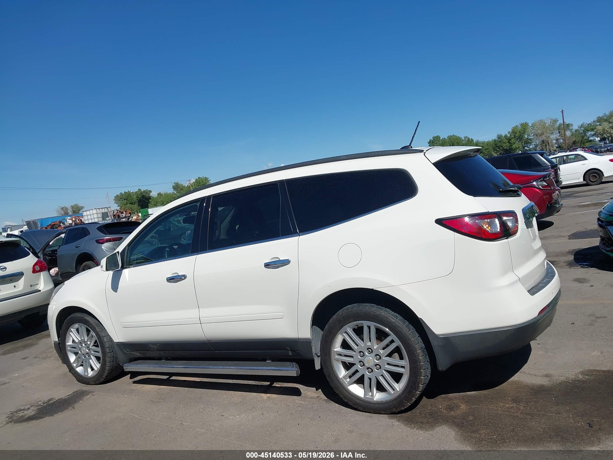 2015 Chevrolet Traverse 1lt Белый vin: 1GNKRGKD9FJ146804