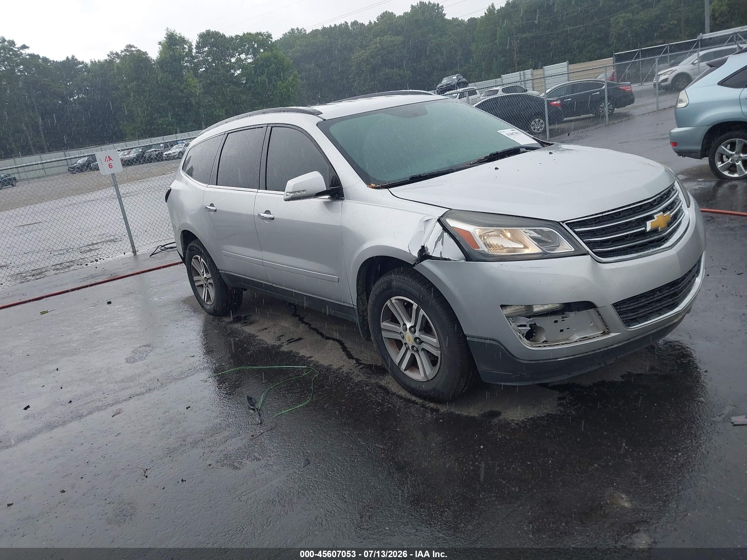 2015 Chevrolet Traverse Lt Silver vin: 1GNKRGKDXFJ353105