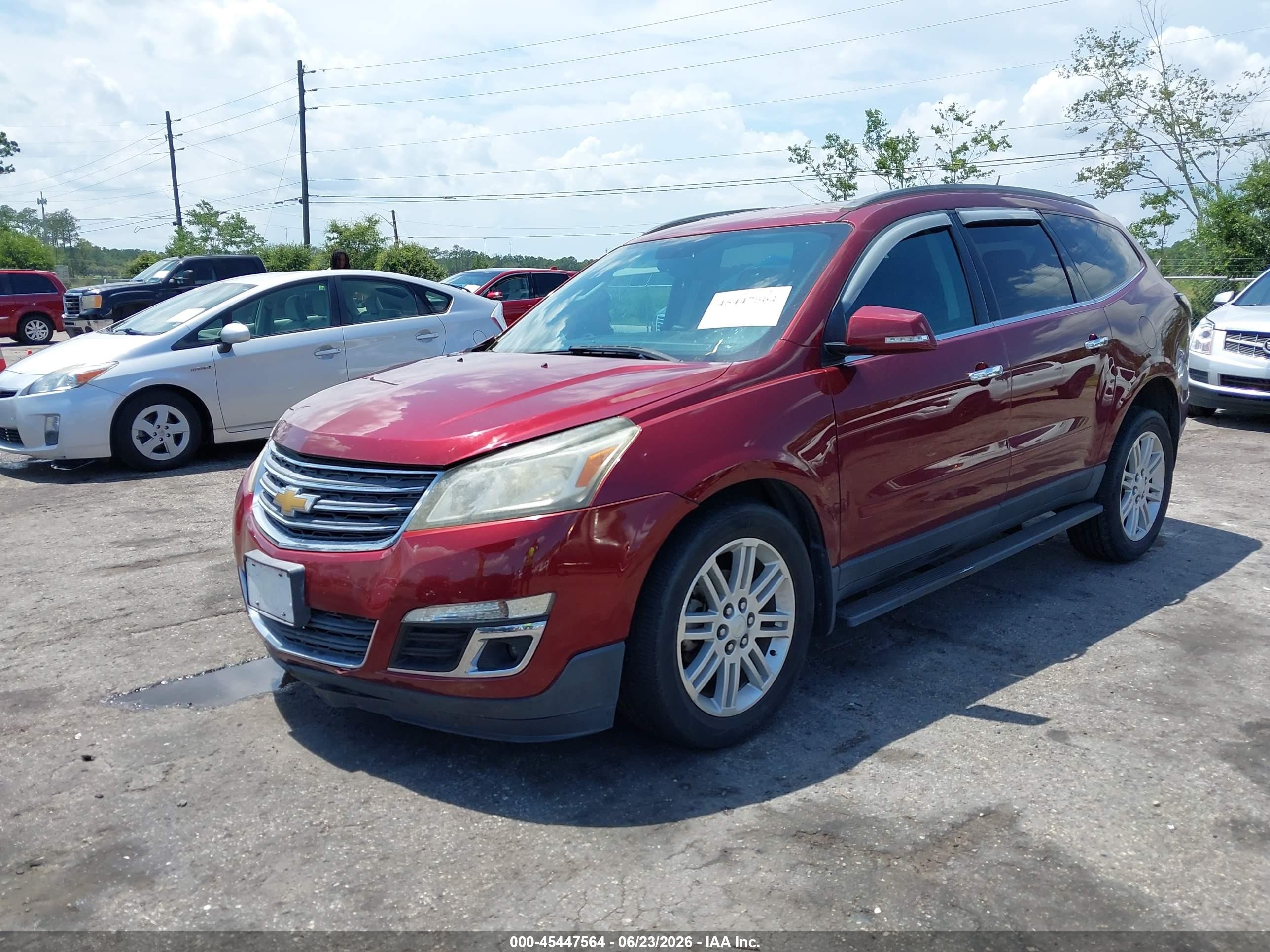 2015 Chevrolet Traverse Lt Red vin: 1GNKRGKDXFJ356800