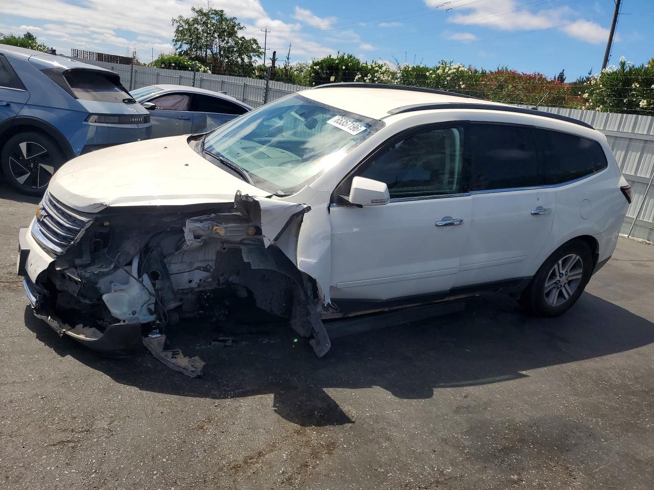 2015 Chevrolet Traverse Lt Белый vin: 1GNKRHKD1FJ257501
