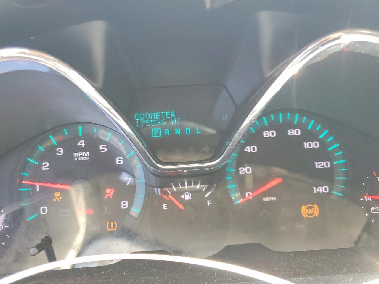2015 Chevrolet Traverse Lt Белый vin: 1GNKRHKD1FJ257501