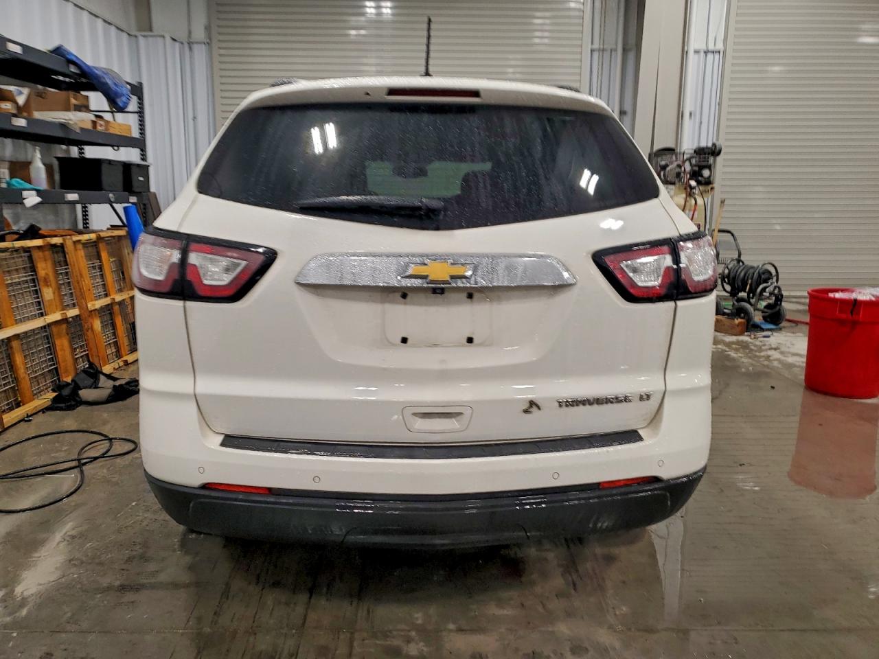 2014 Chevrolet Traverse Lt Белый vin: 1GNKRHKD2EJ102504