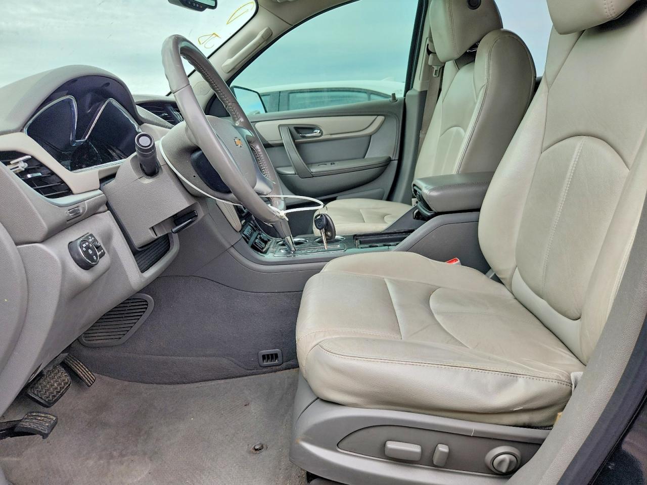 2015 Chevrolet Traverse Lt Черный vin: 1GNKRHKD2FJ269060