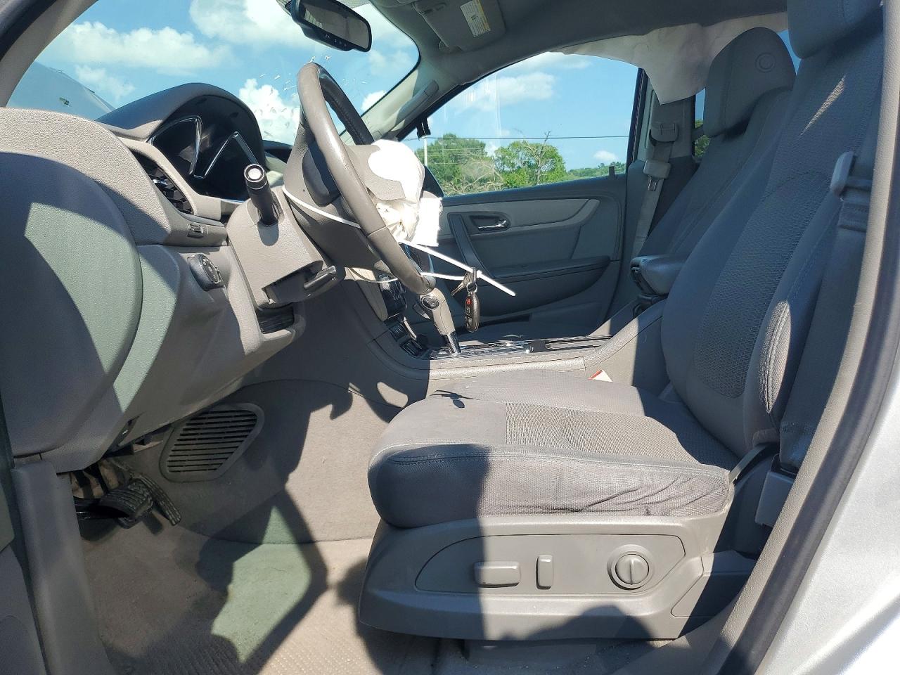 2015 Chevrolet Traverse Lt Silver vin: 1GNKRHKDXFJ352896