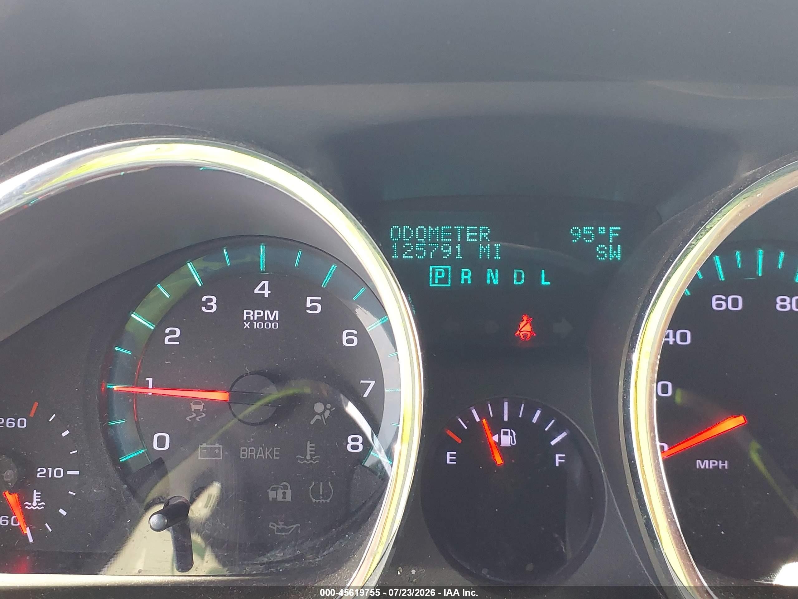 2012 Chevrolet Traverse Lt W/2lt White vin: 1GNKRJED2CJ318384