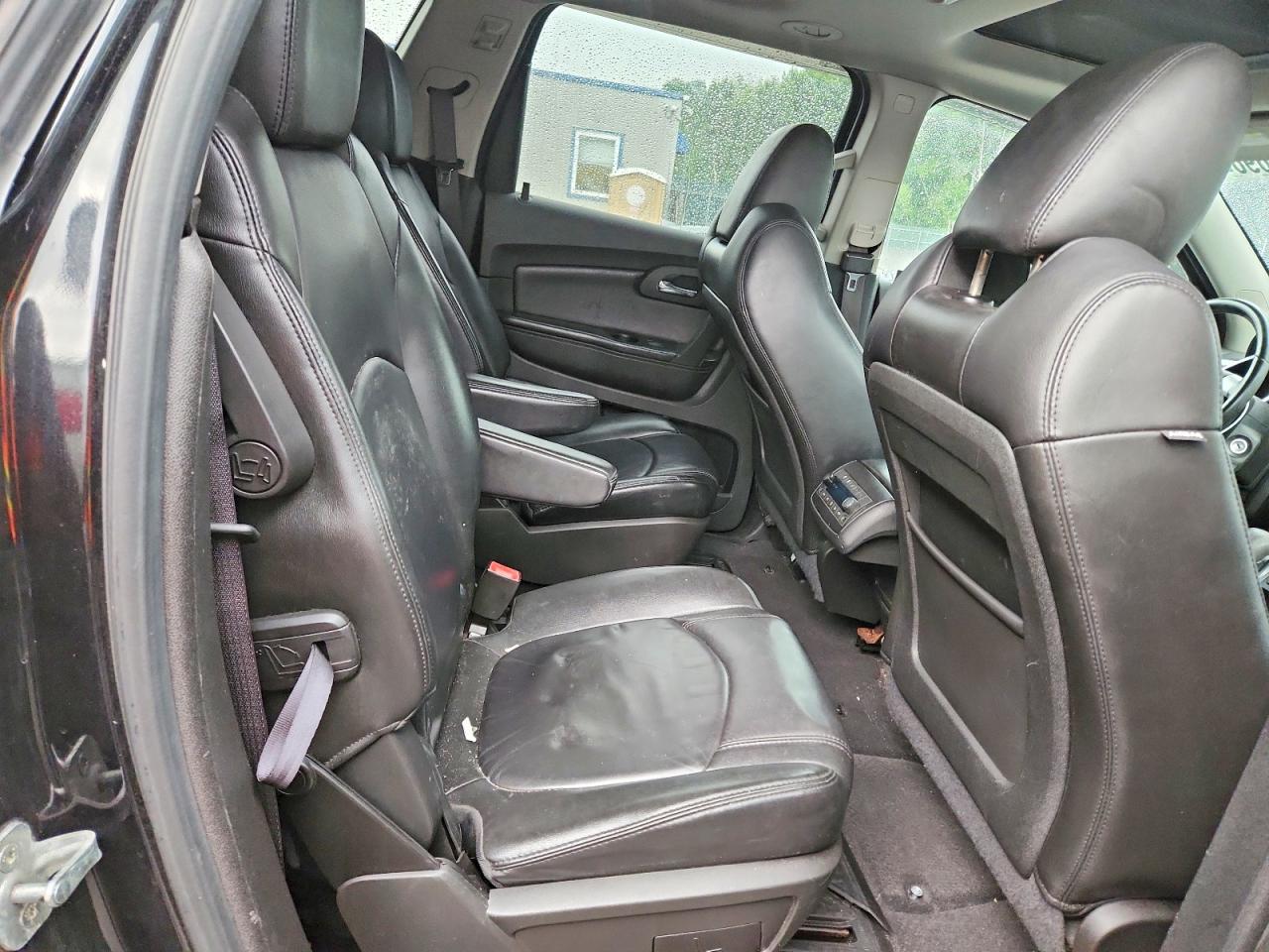 2011 Chevrolet Traverse Lt Black vin: 1GNKRJED9BJ410073