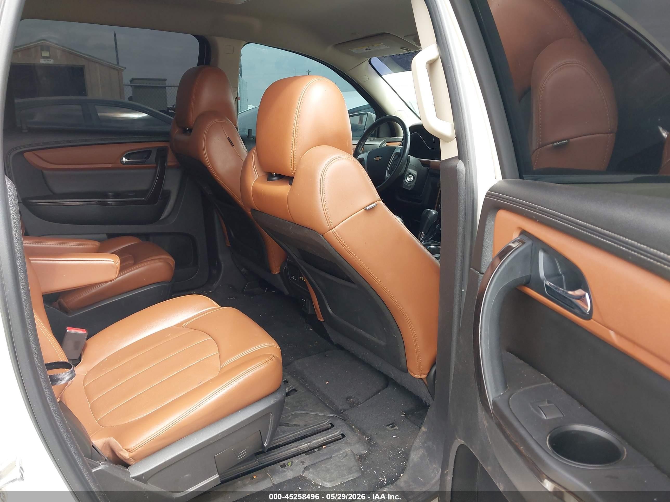 2015 Chevrolet Traverse Ltz White vin: 1GNKRJKD0FJ333314